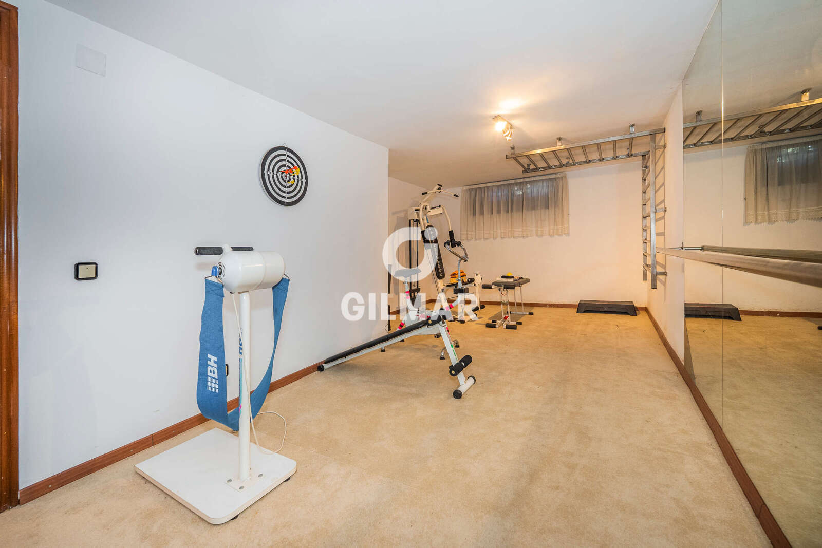 Property slider Gilmar