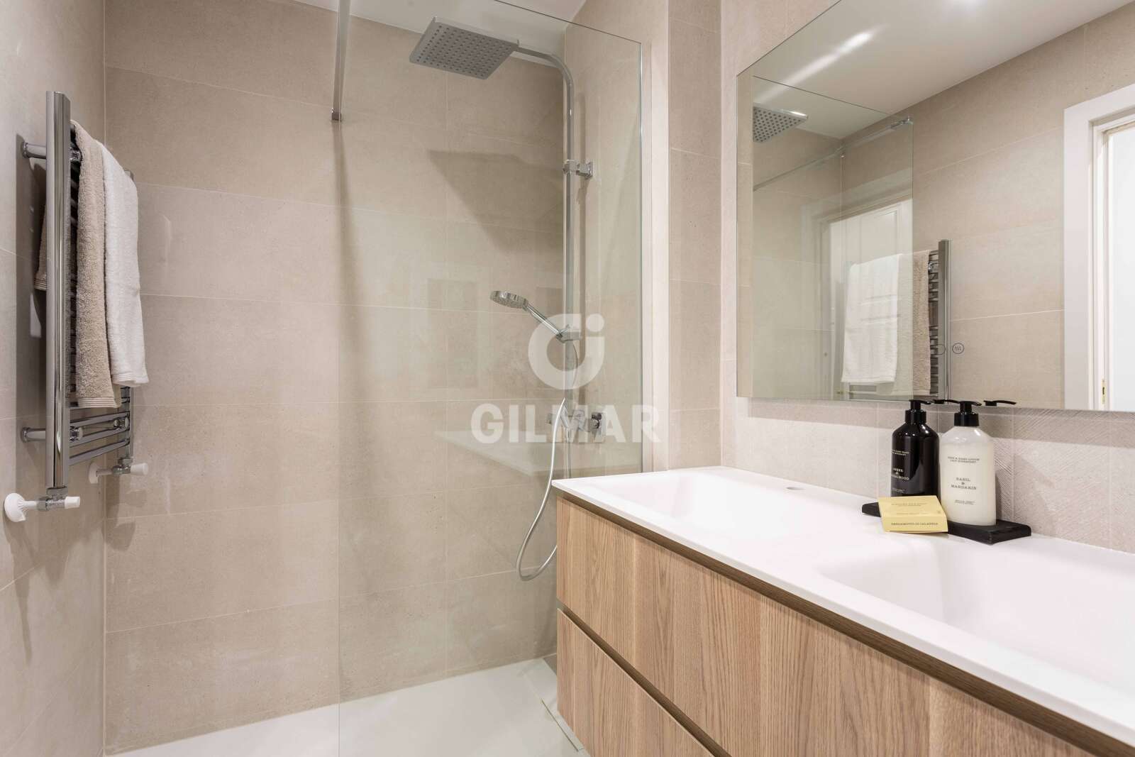 Property slider Gilmar