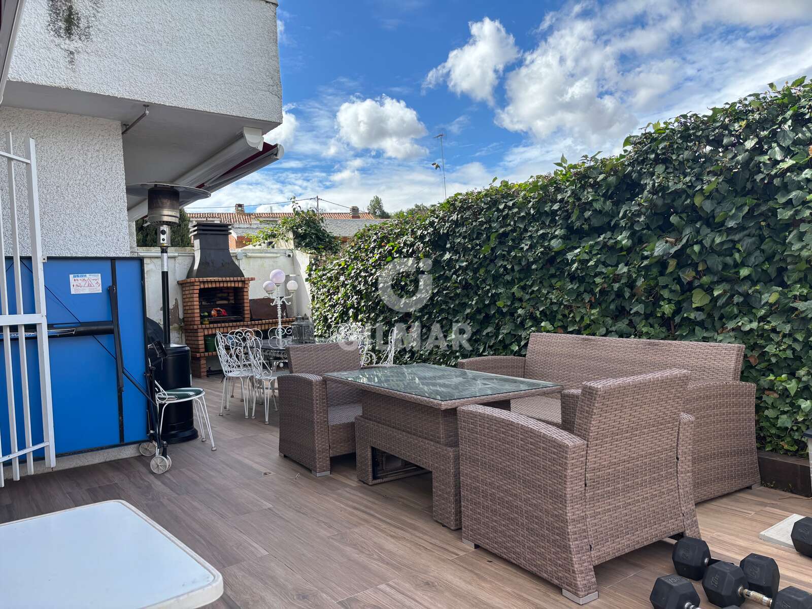 Property slider Gilmar