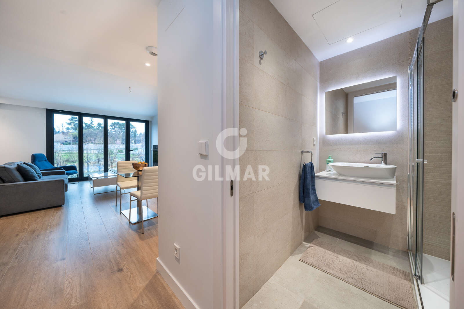 Property slider Gilmar