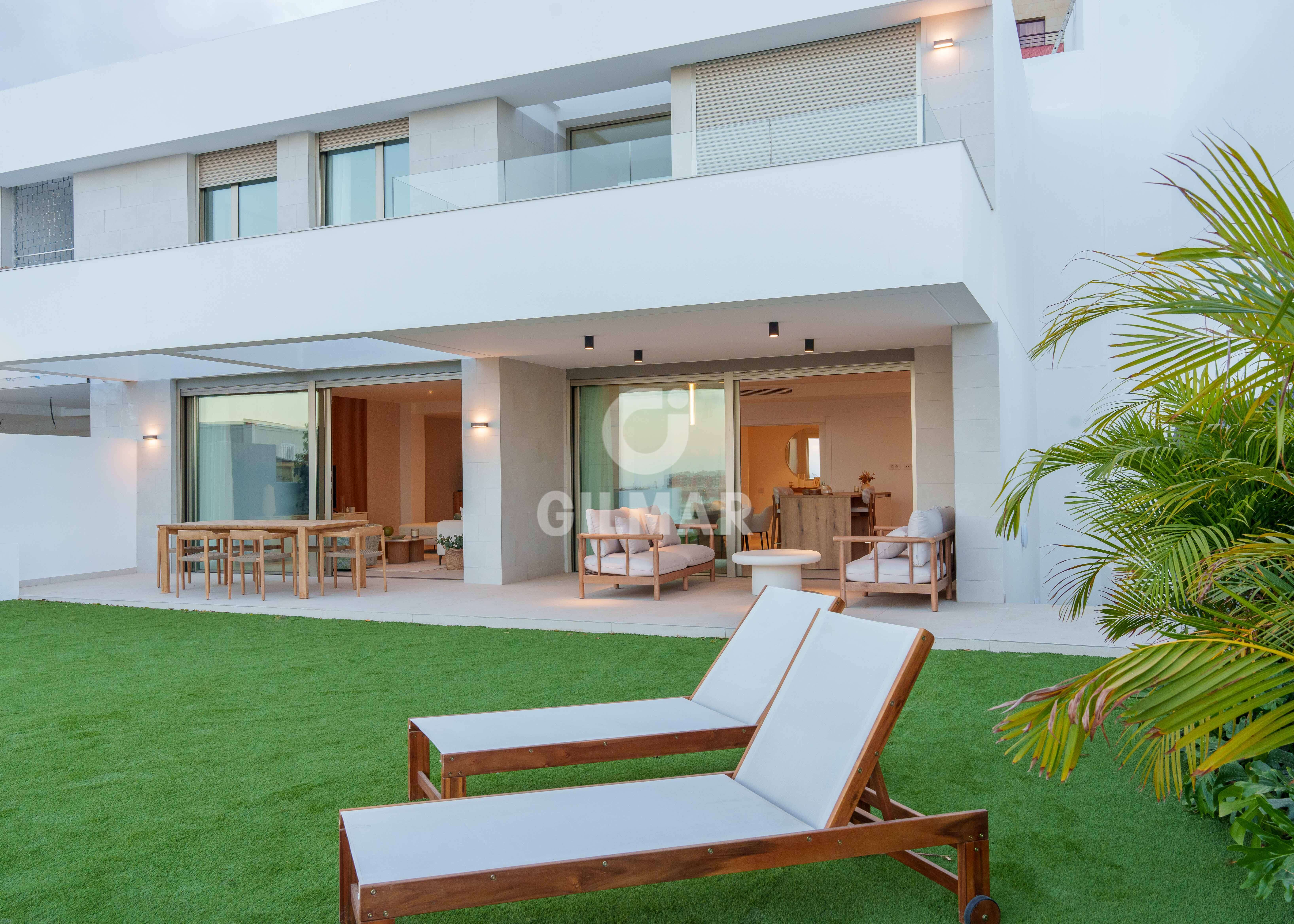 Photo of Semi-detached house
