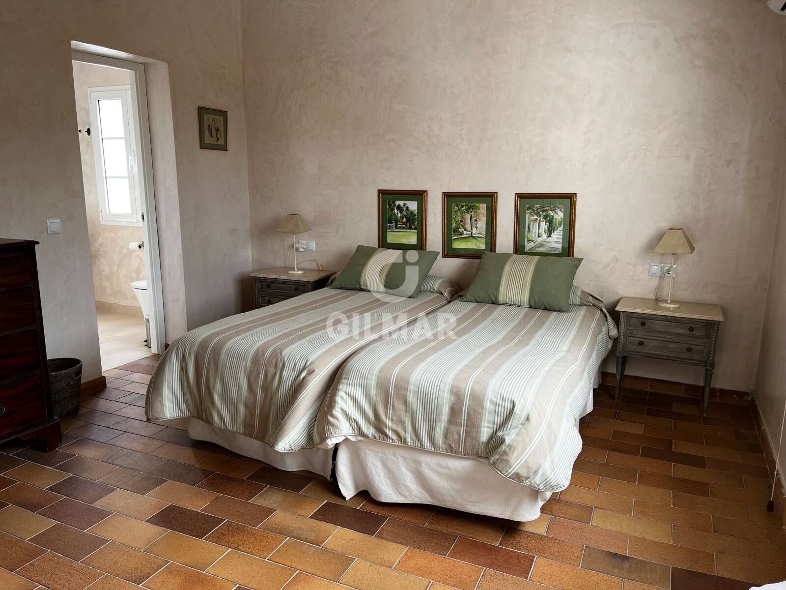 Property slider Gilmar