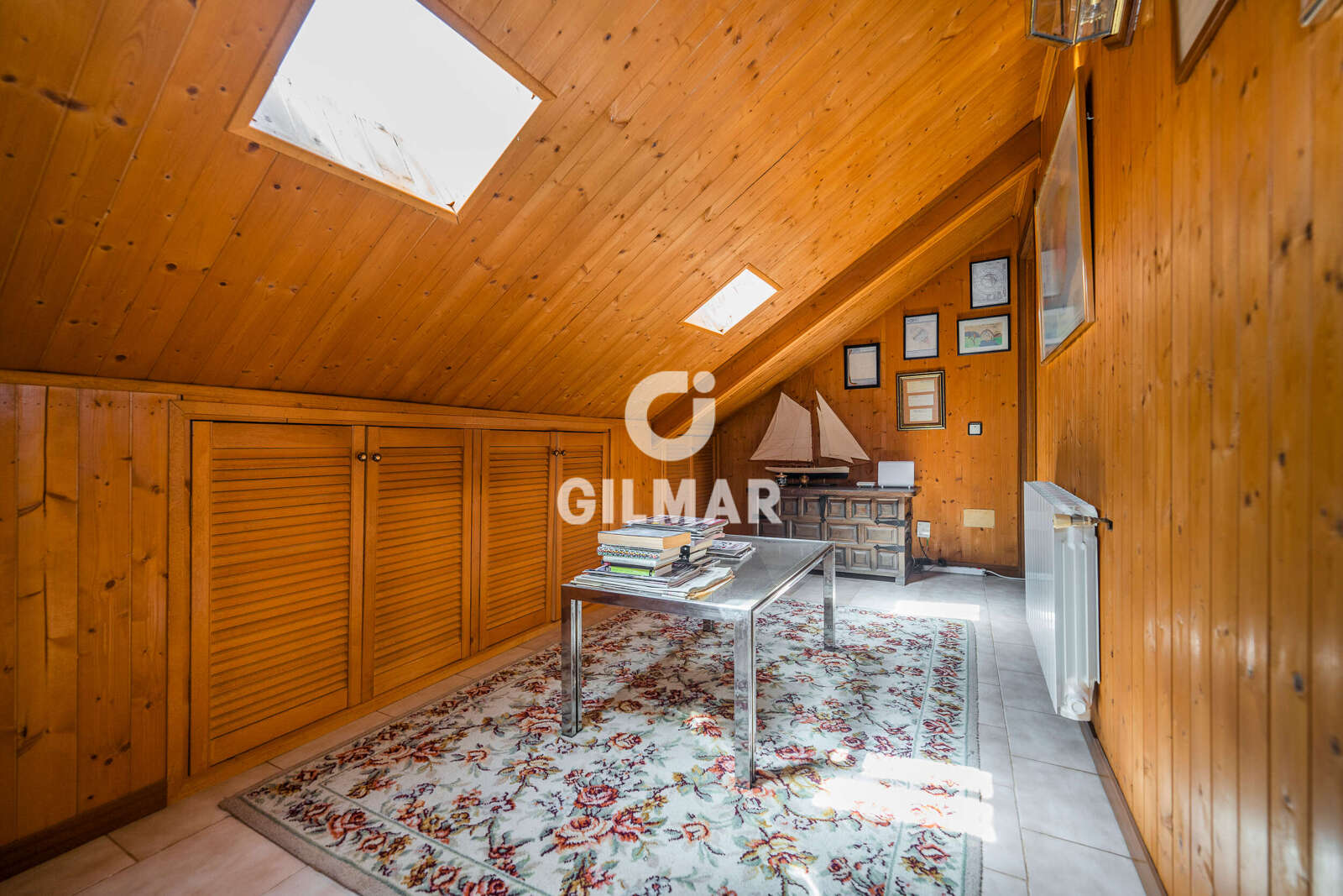 Property slider Gilmar