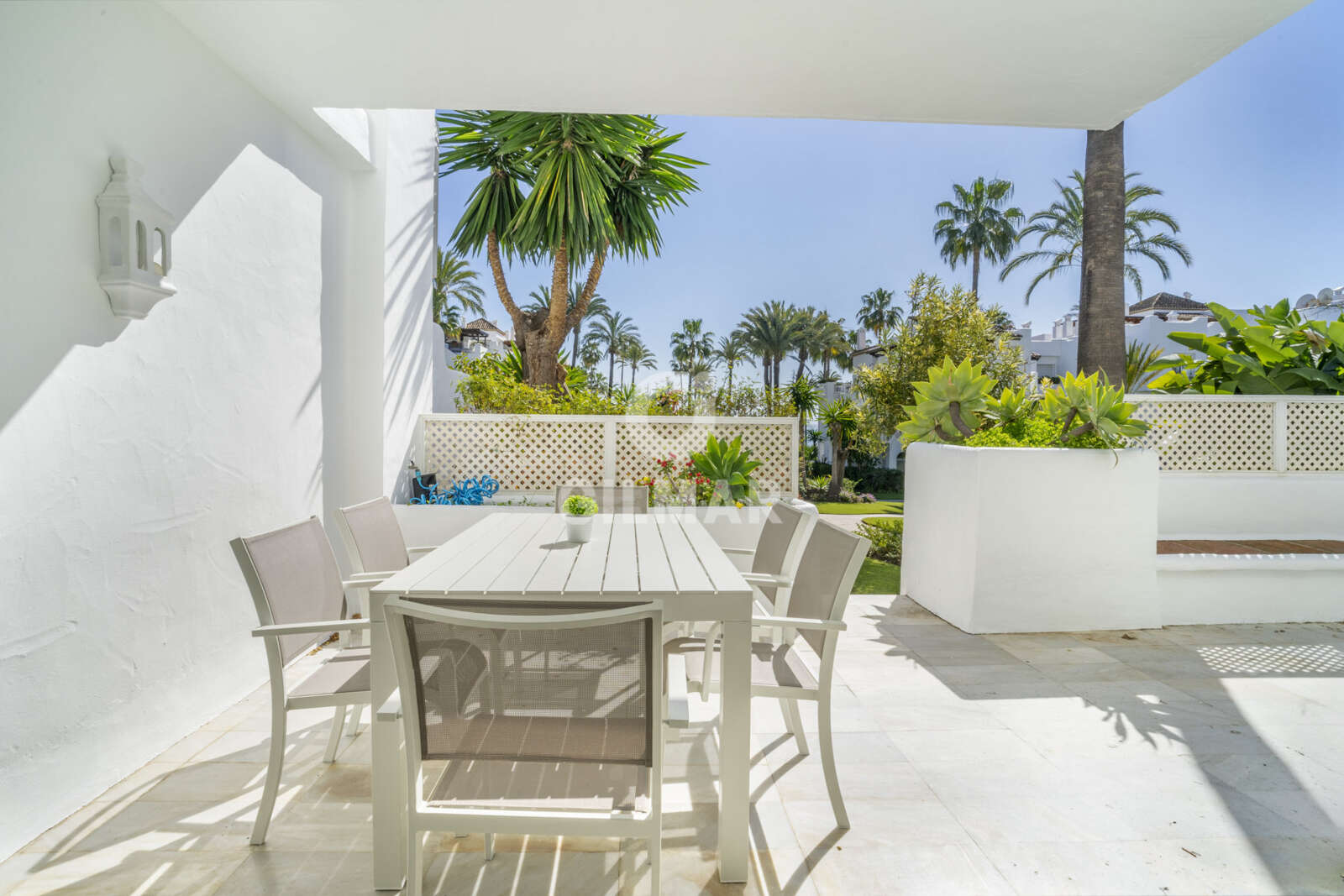 Property slider Gilmar