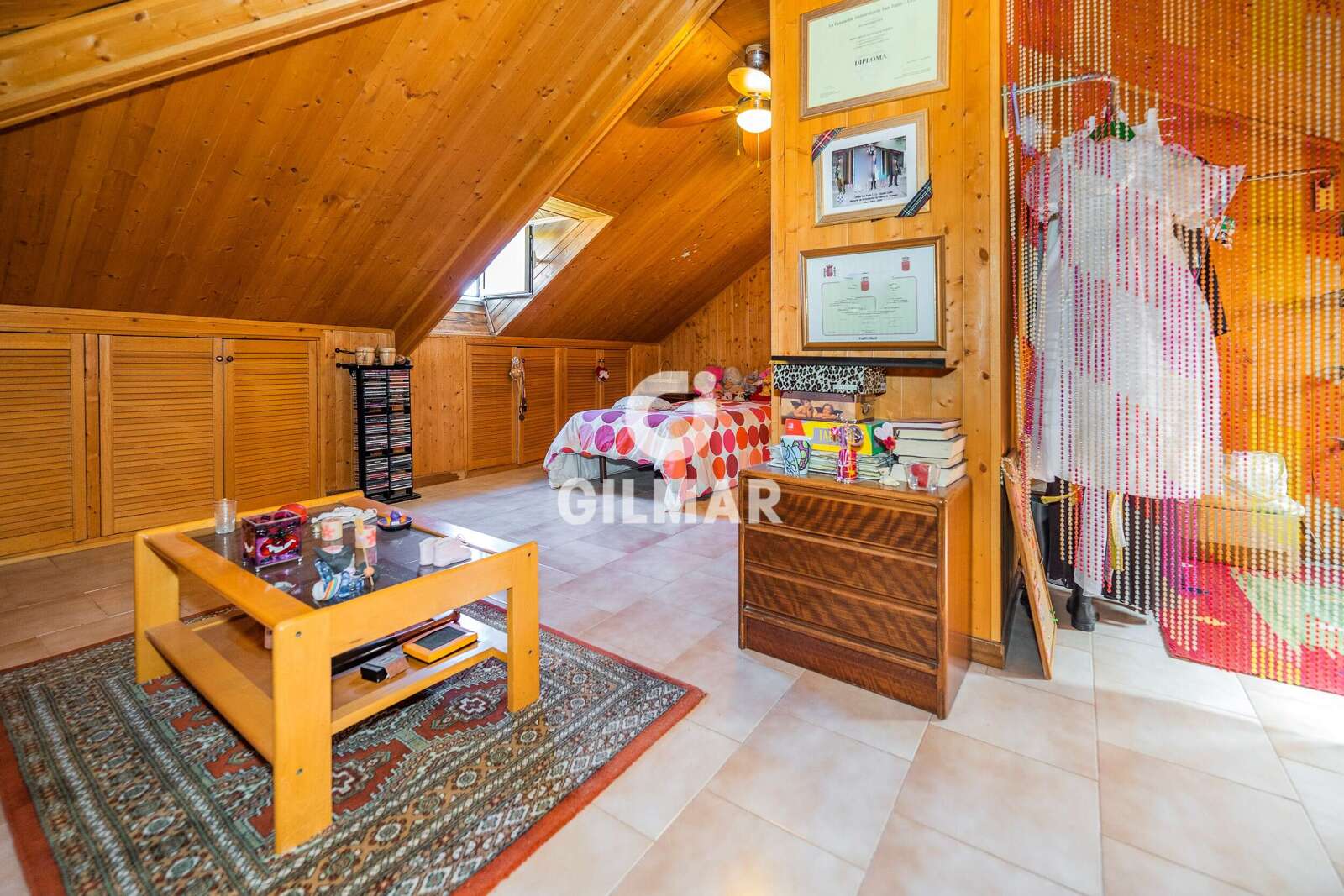 Property slider Gilmar