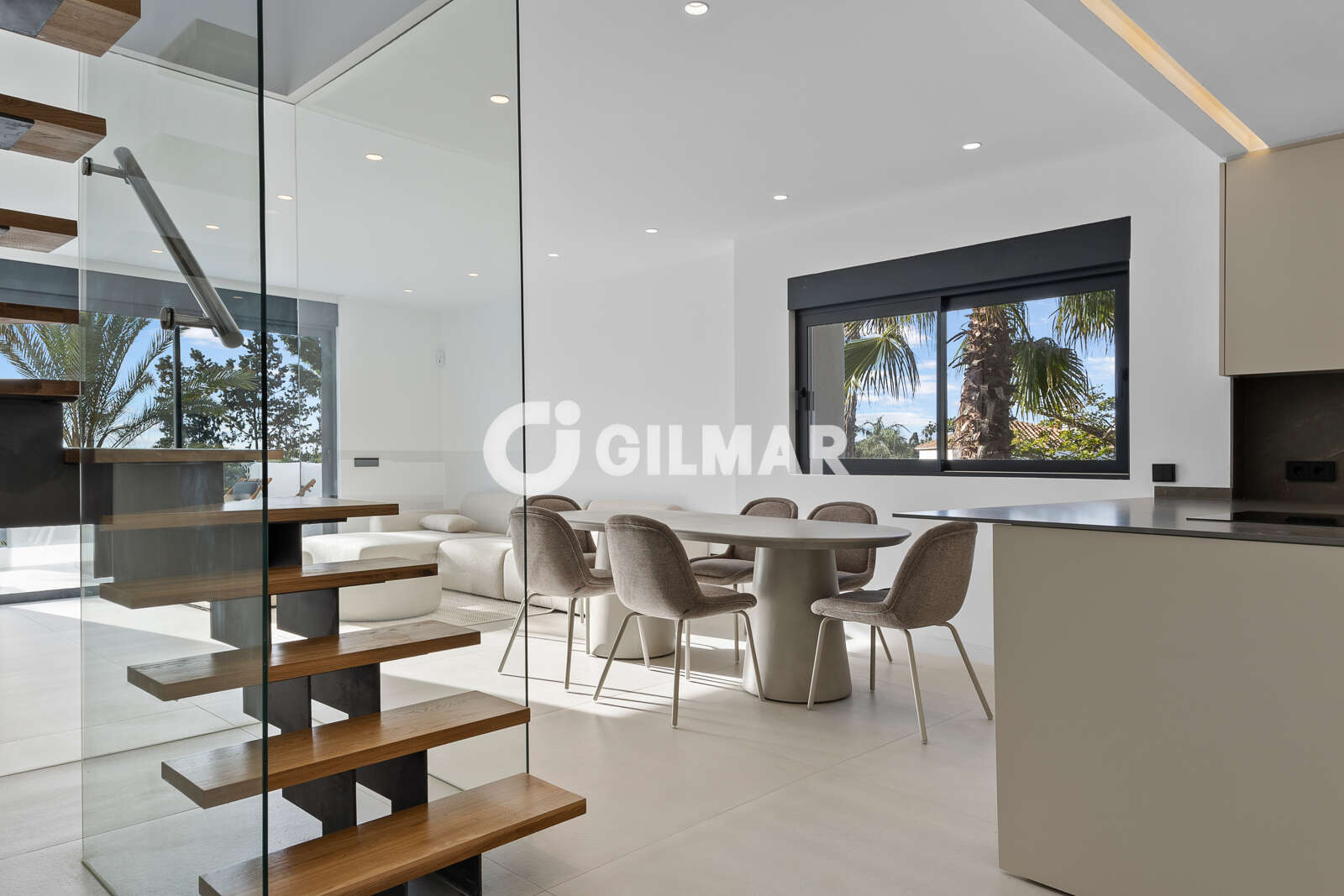 Property slider Gilmar
