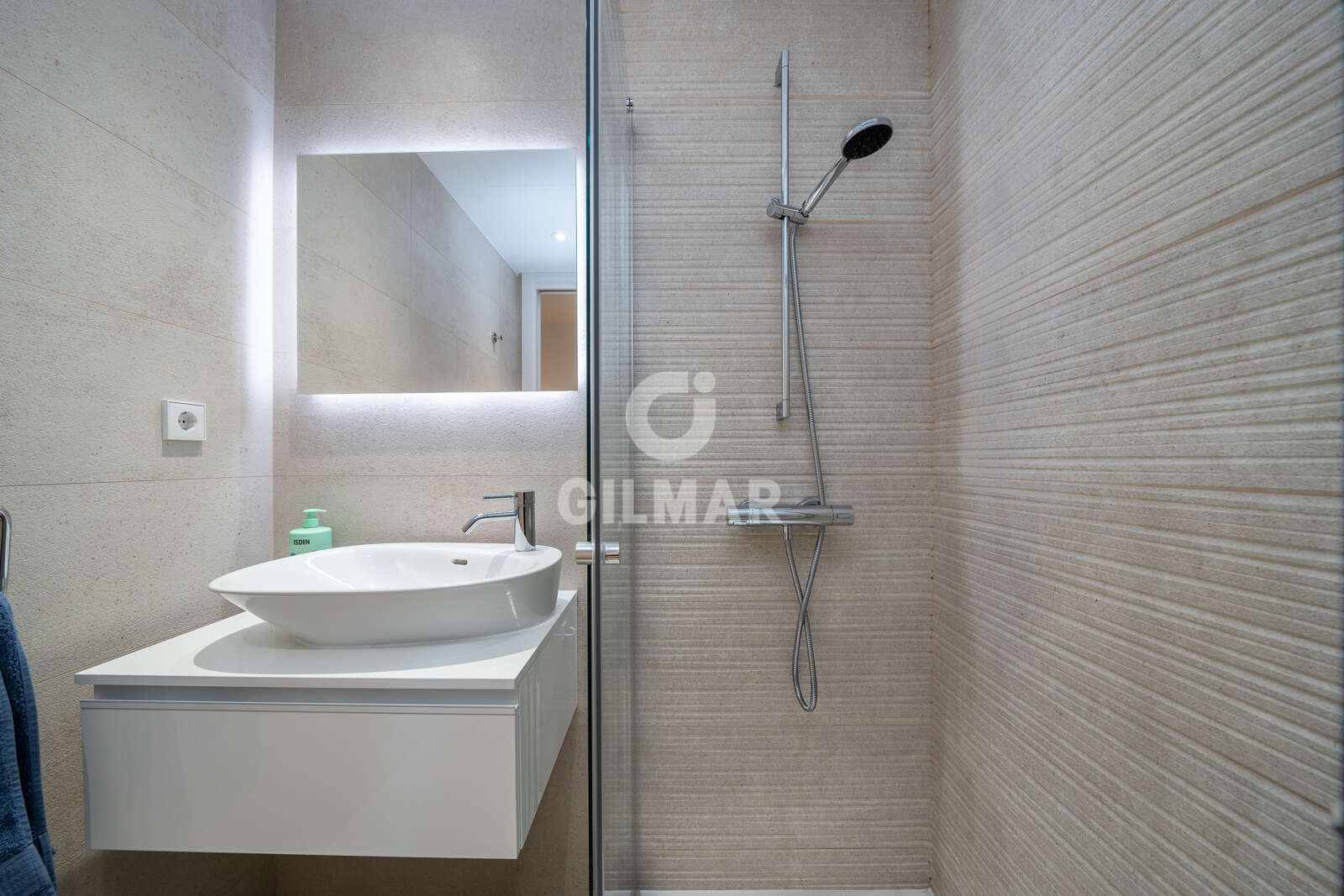 Property slider Gilmar