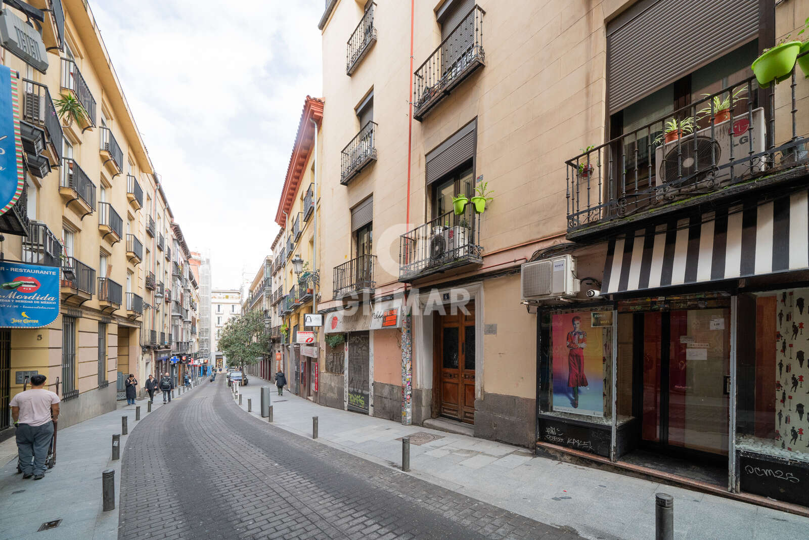 Property slider Gilmar