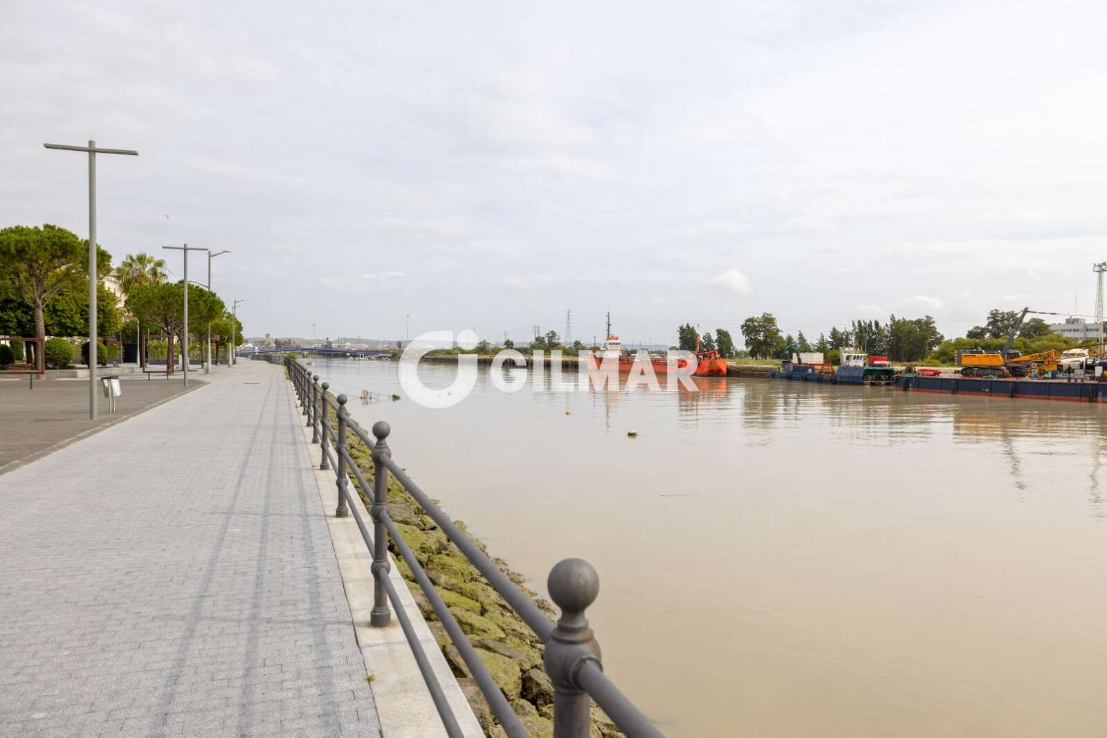 Property slider Gilmar