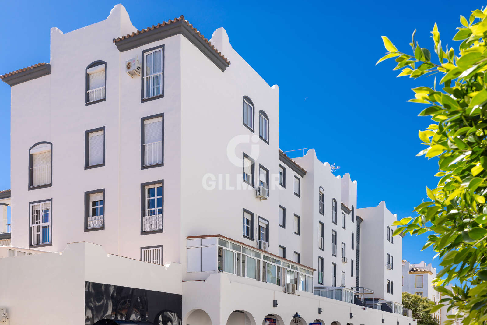 Property slider Gilmar