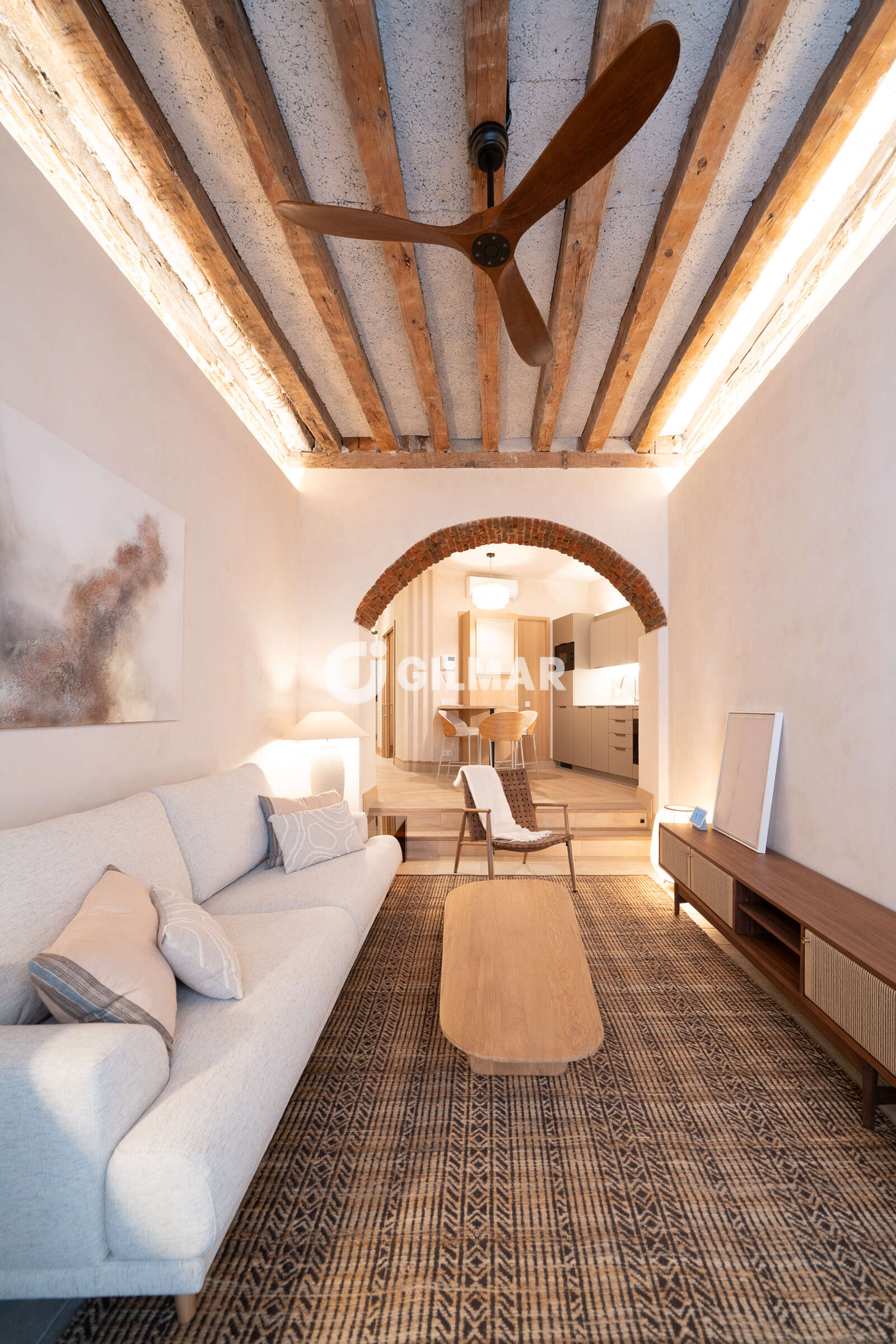 Property slider Gilmar