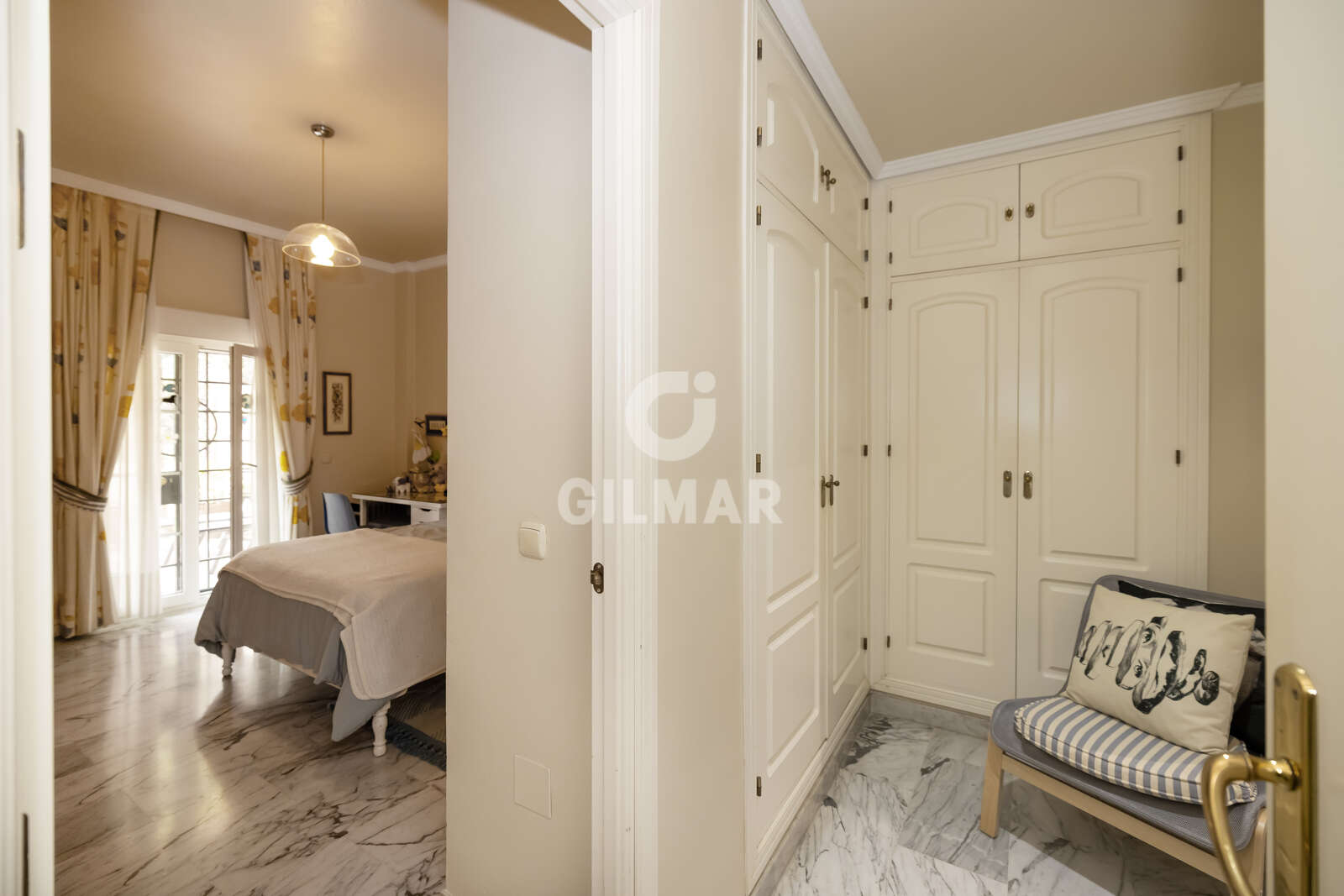 Property slider Gilmar