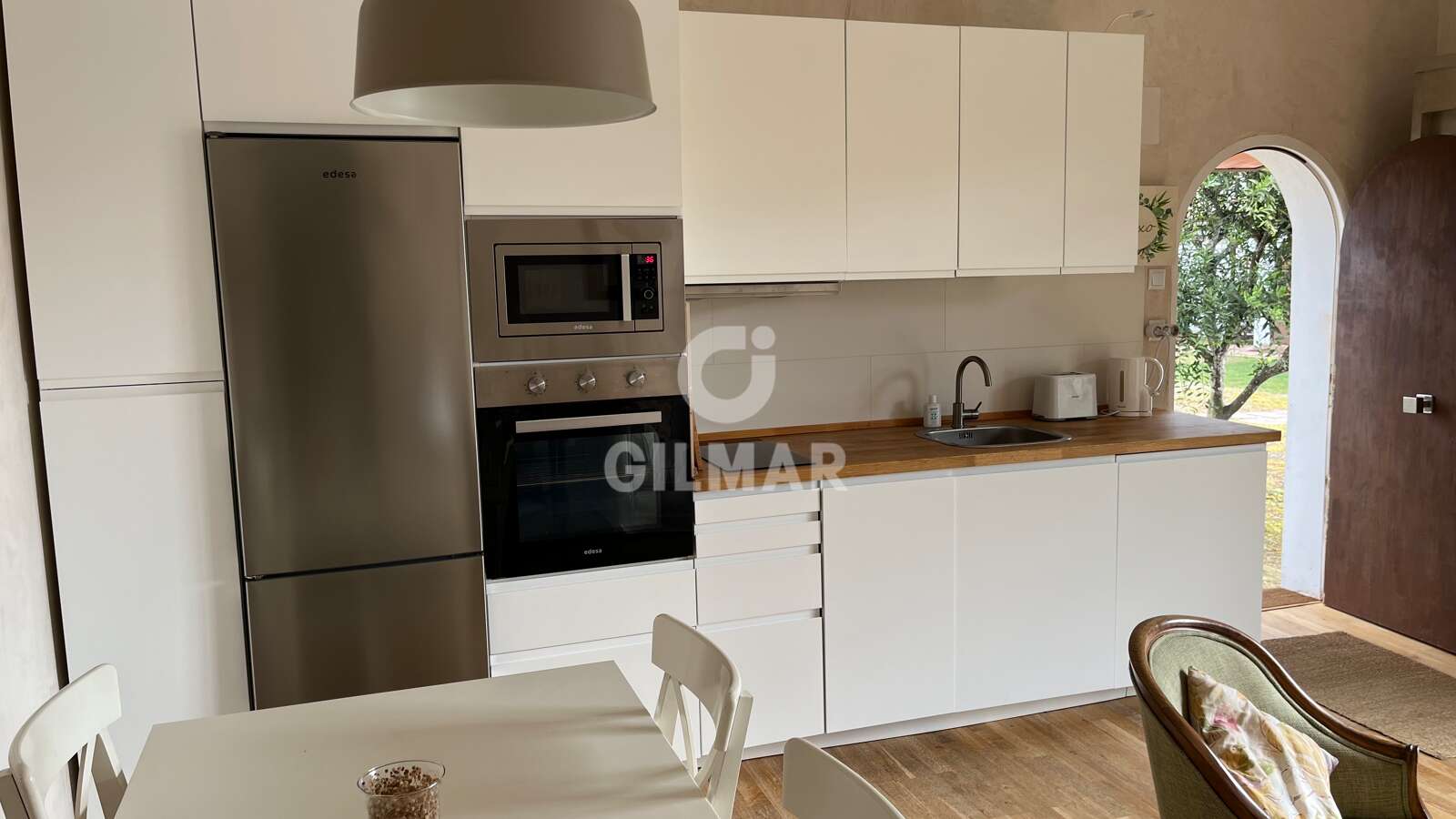Property slider Gilmar