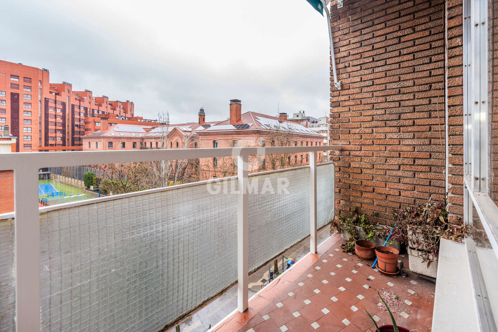 Property slider Gilmar