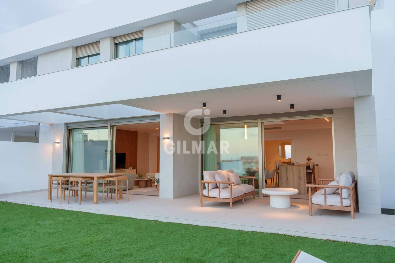 Property slider Gilmar