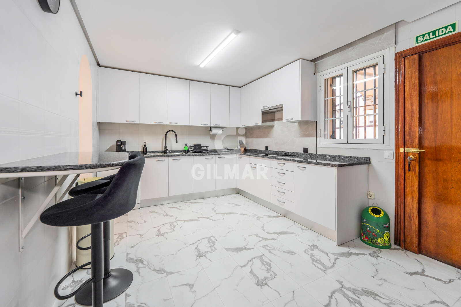 Property slider Gilmar