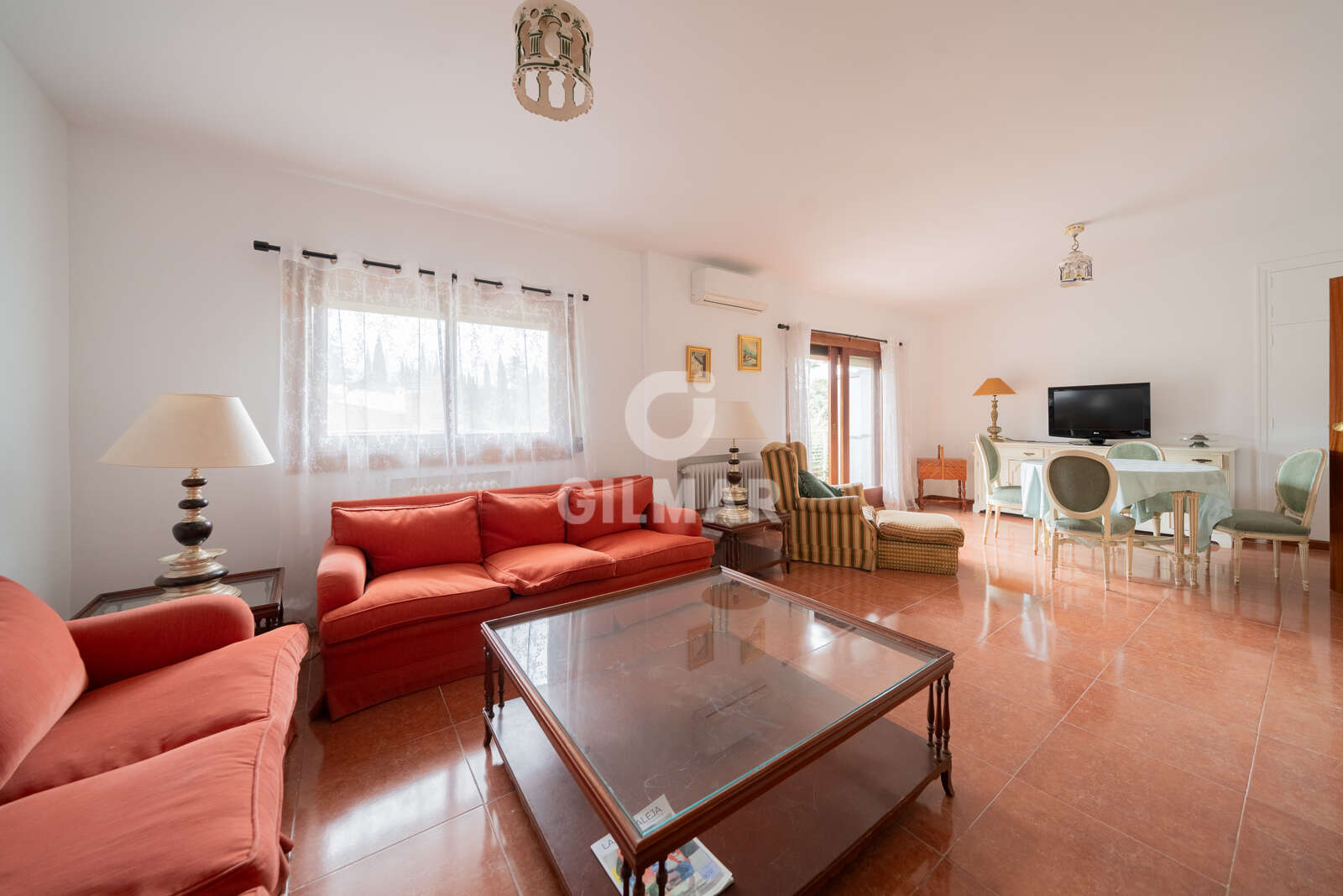 Property slider Gilmar