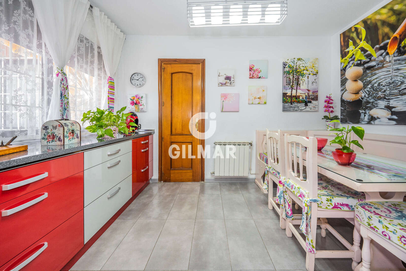 Property slider Gilmar
