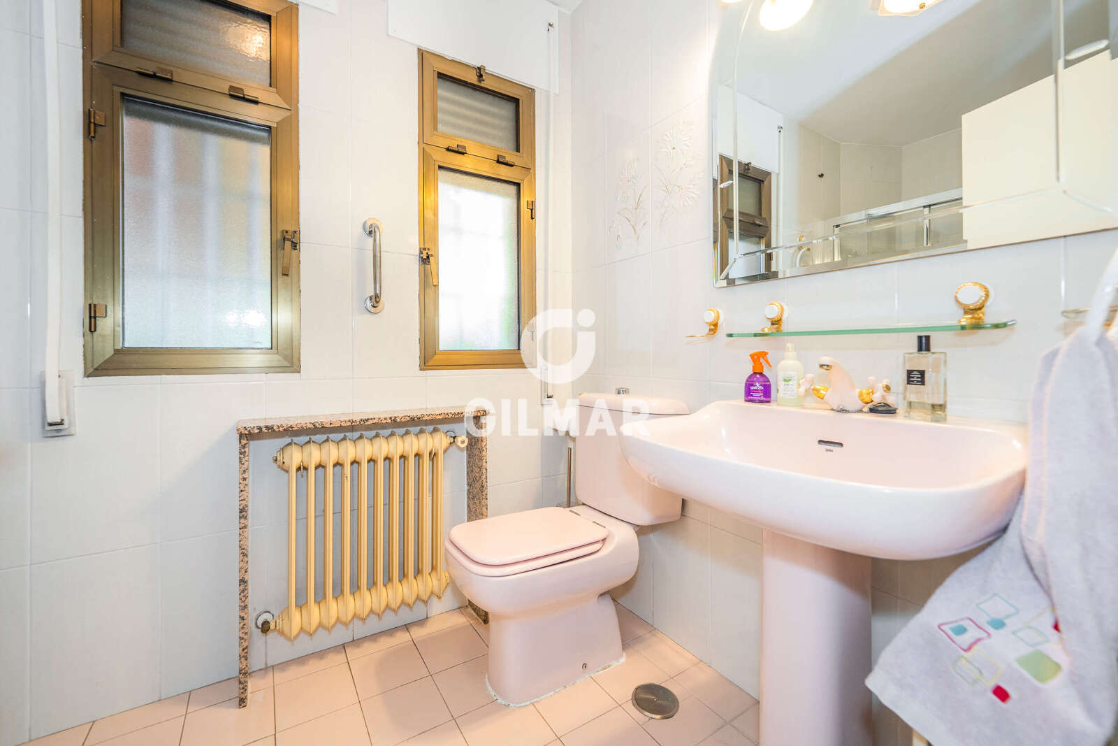 Property slider Gilmar