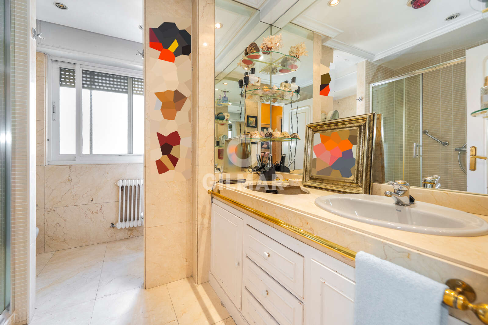 Property slider Gilmar