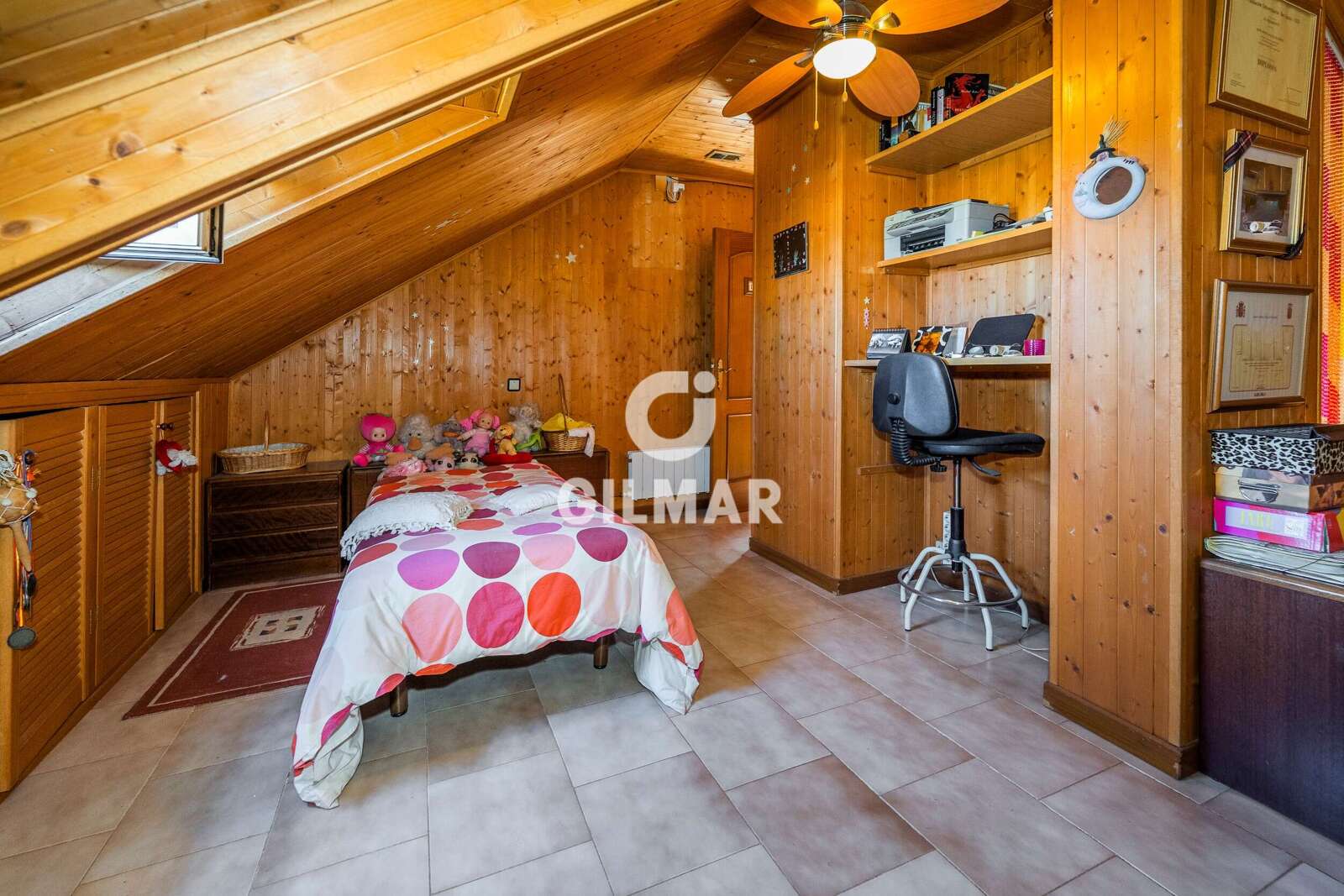 Property slider Gilmar