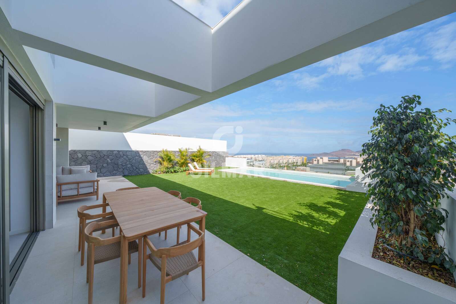 Property slider Gilmar
