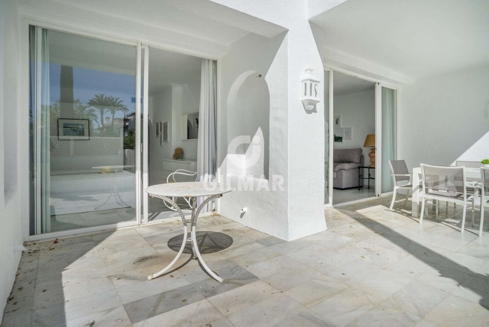Property slider Gilmar