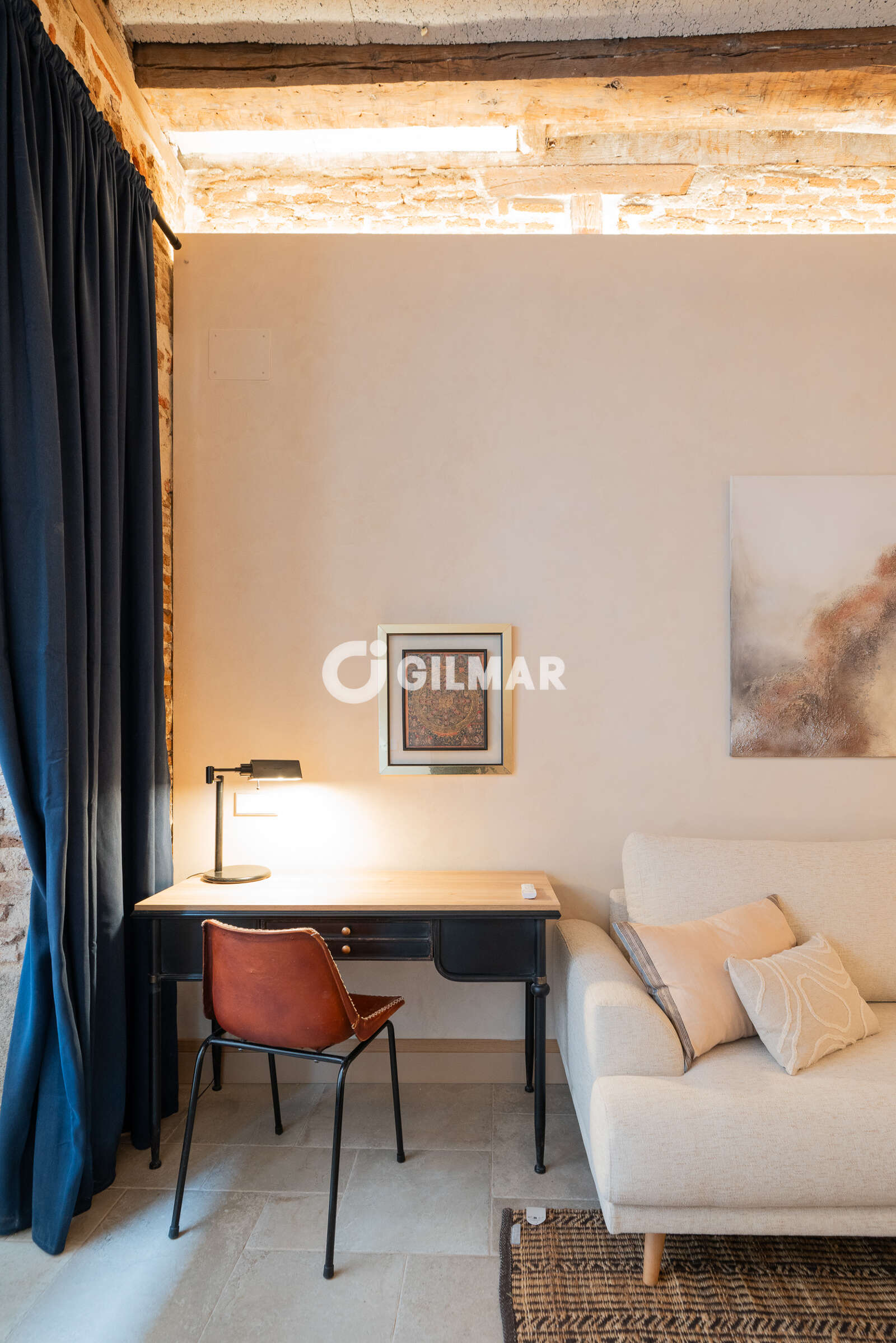 Property slider Gilmar