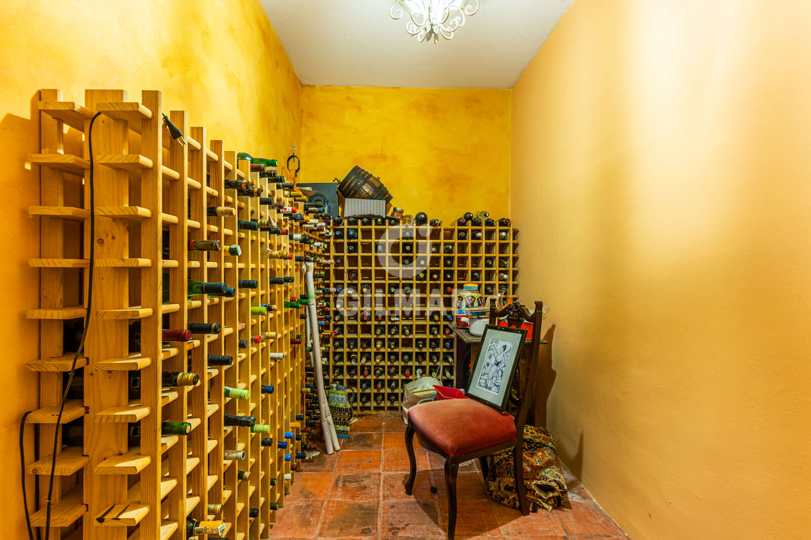 Property slider Gilmar