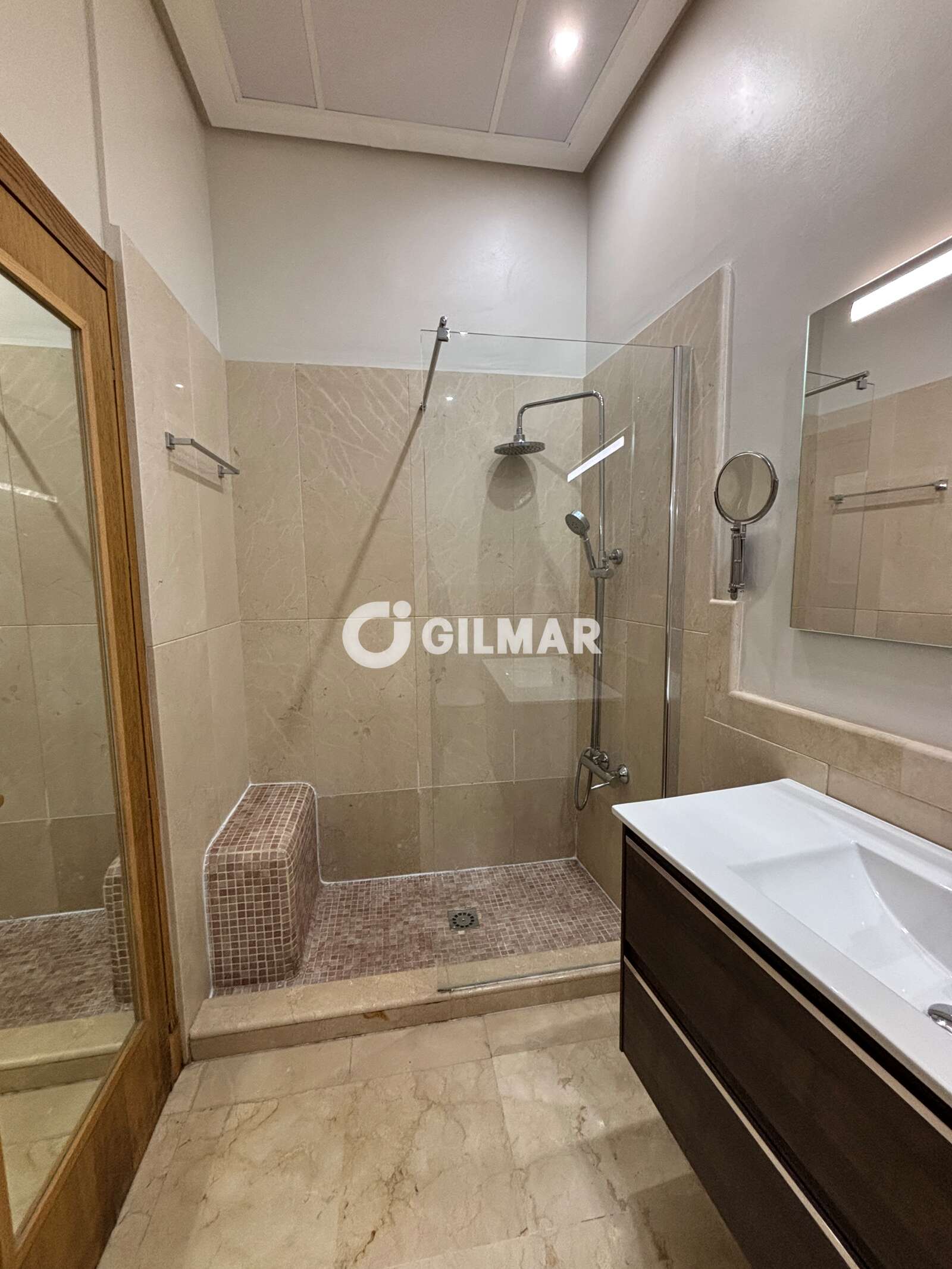Property slider Gilmar