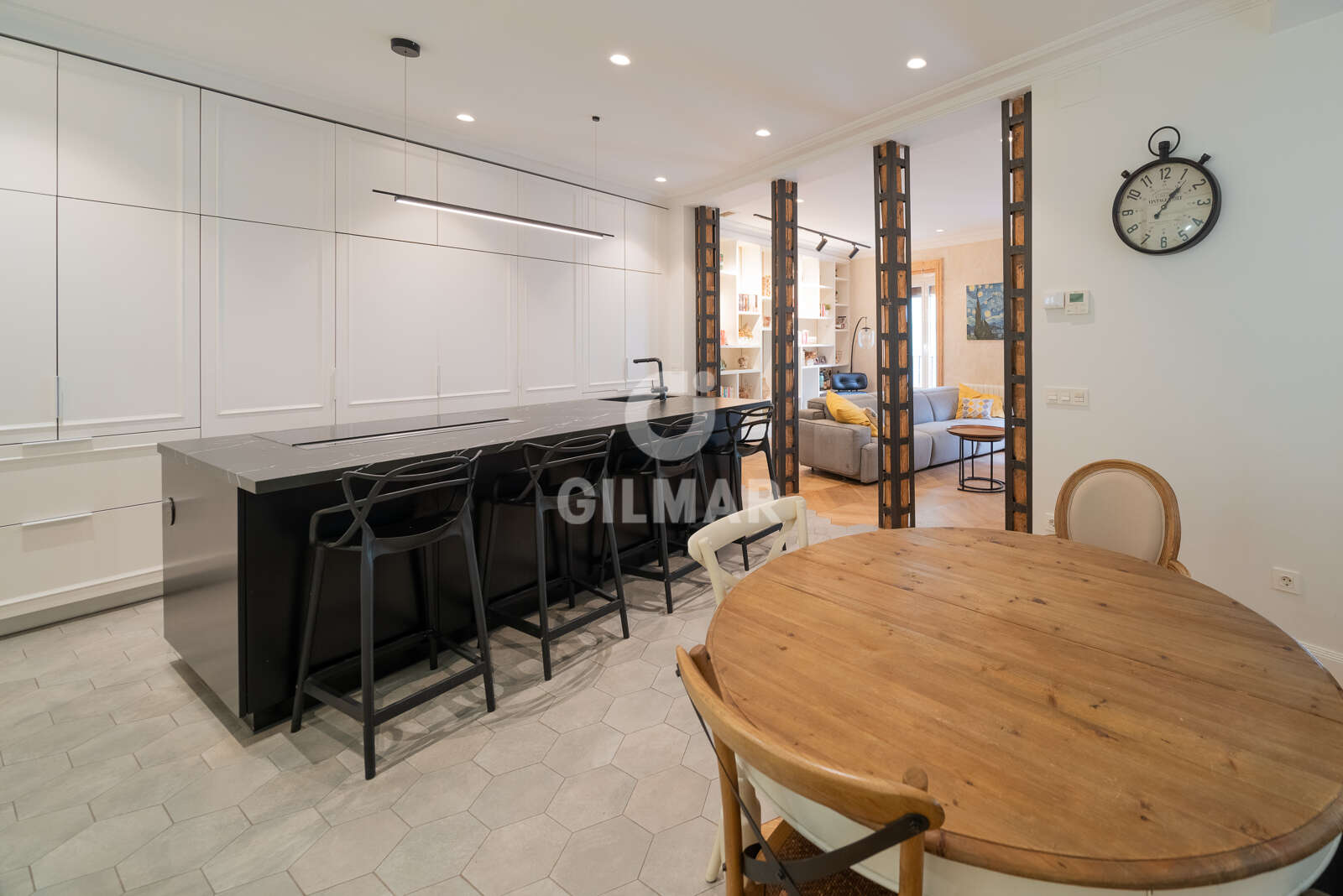 Property slider Gilmar