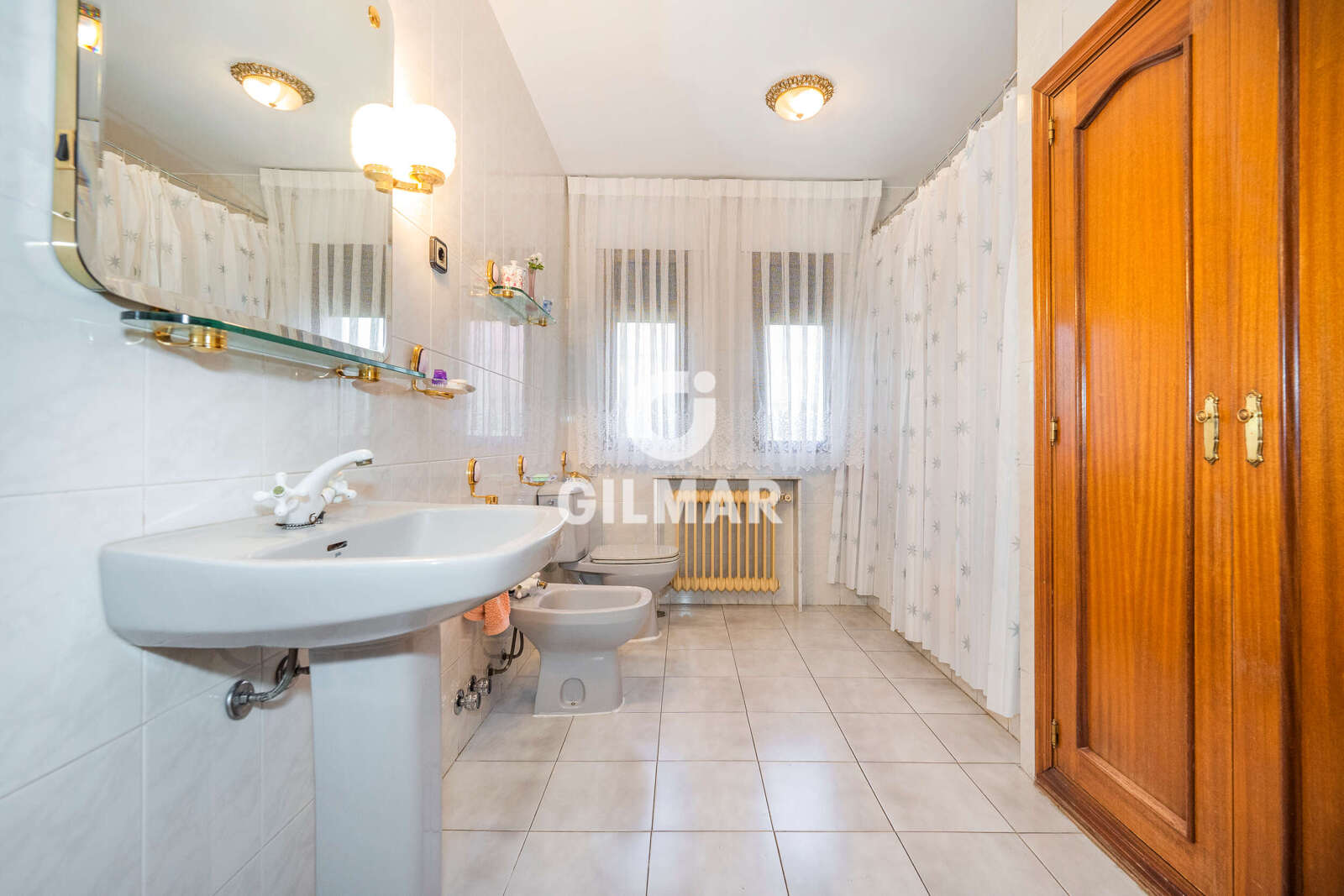 Property slider Gilmar
