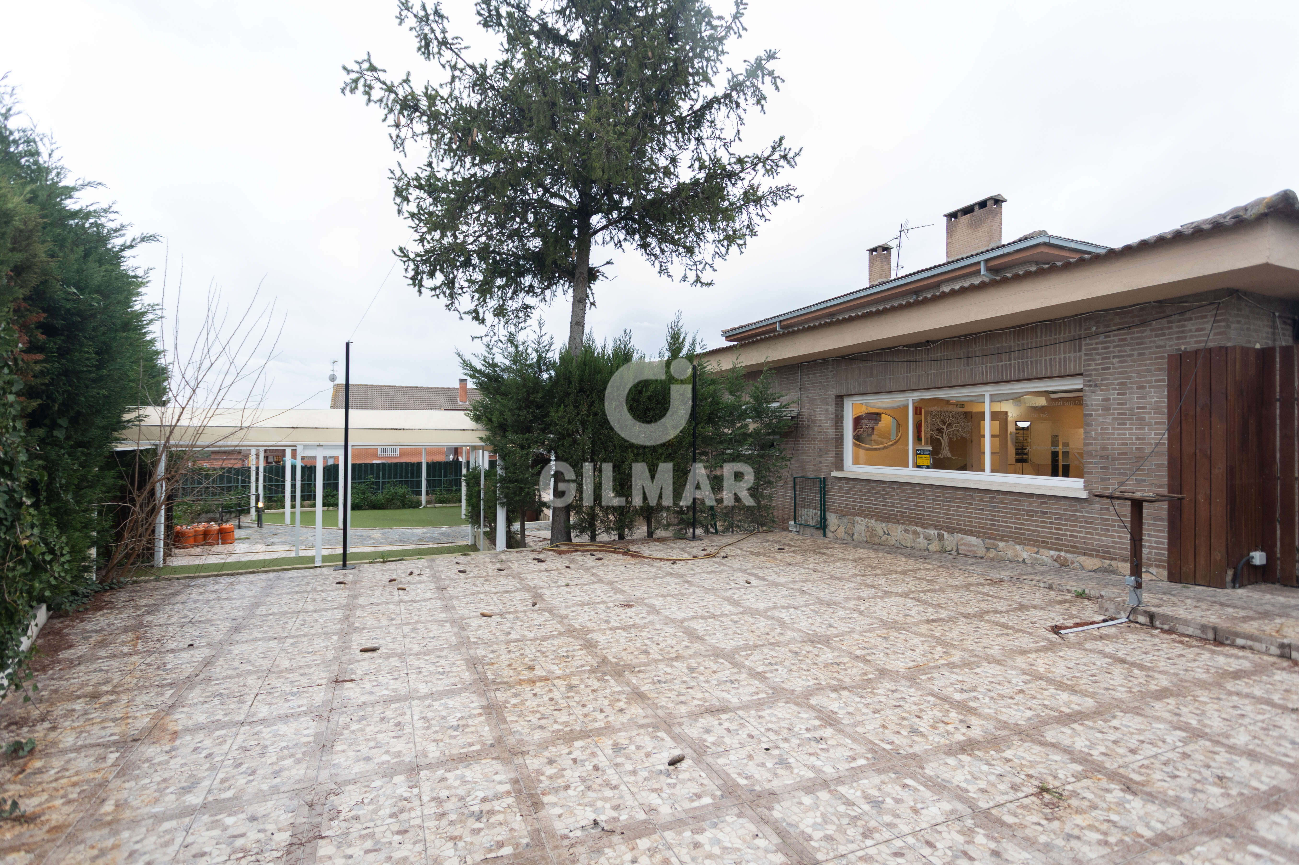 properties images