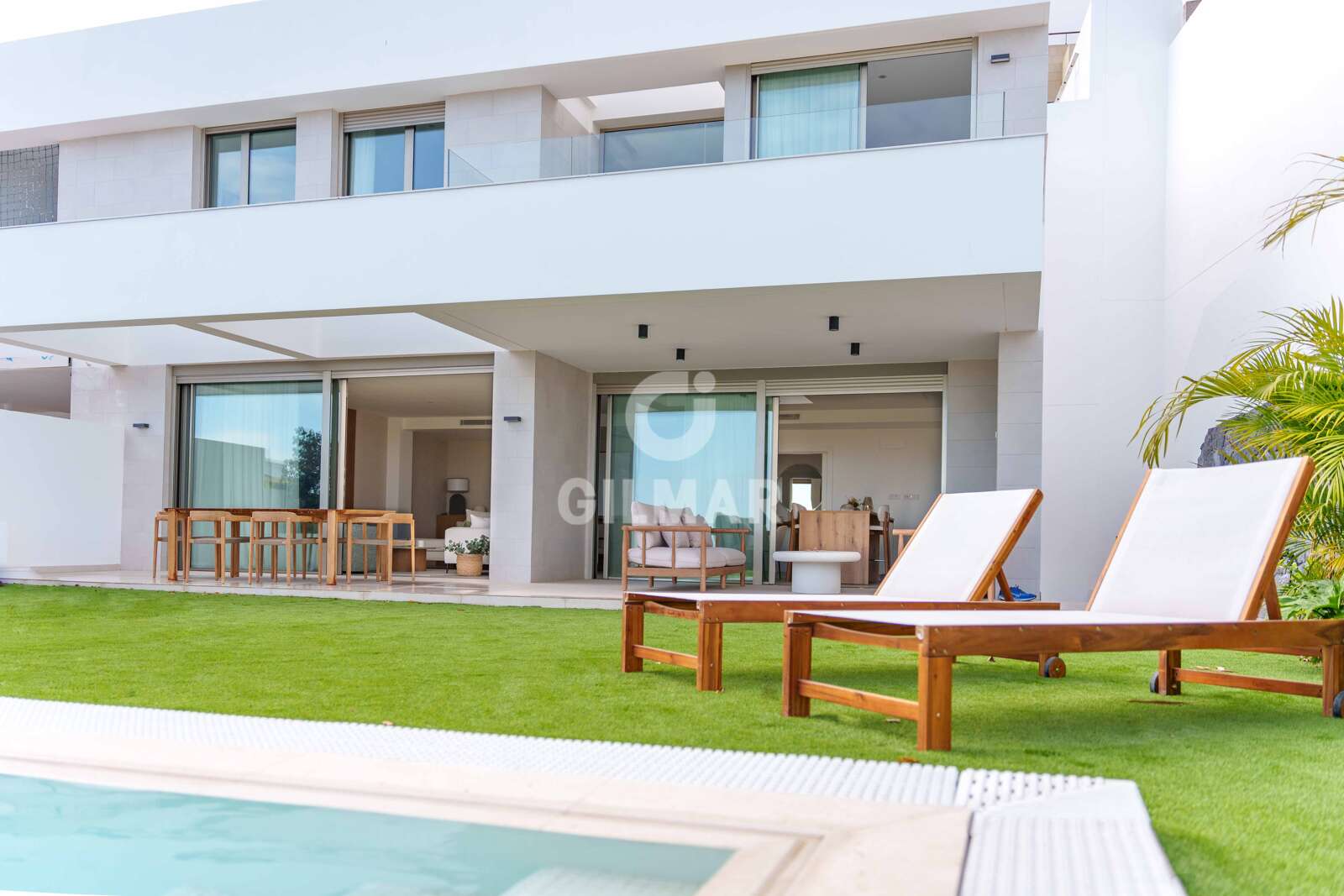 Property slider Gilmar