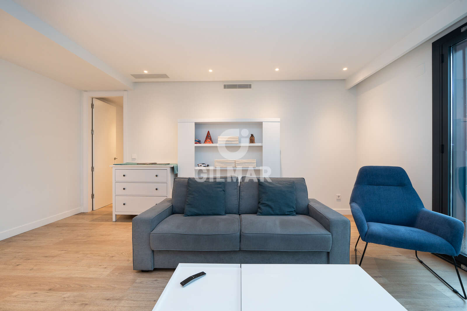 Property slider Gilmar
