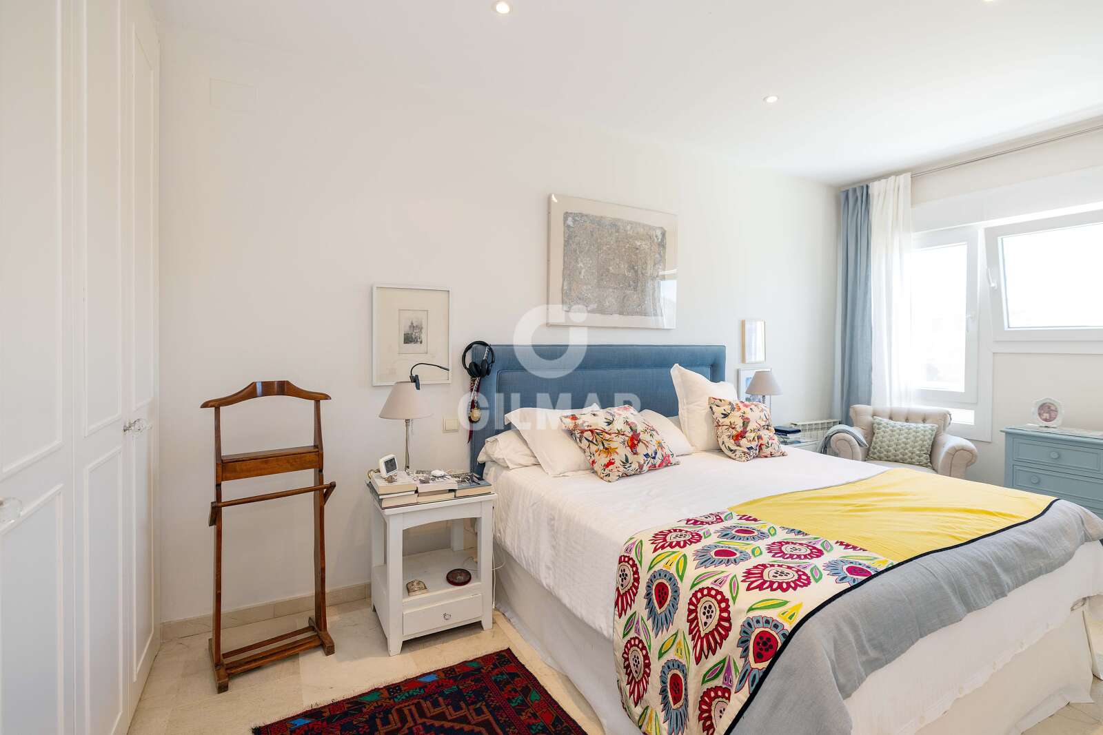 Property slider Gilmar