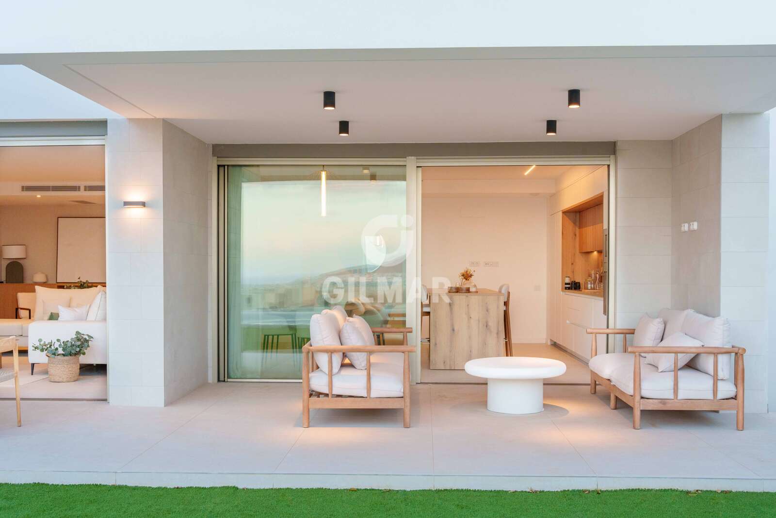 Property slider Gilmar