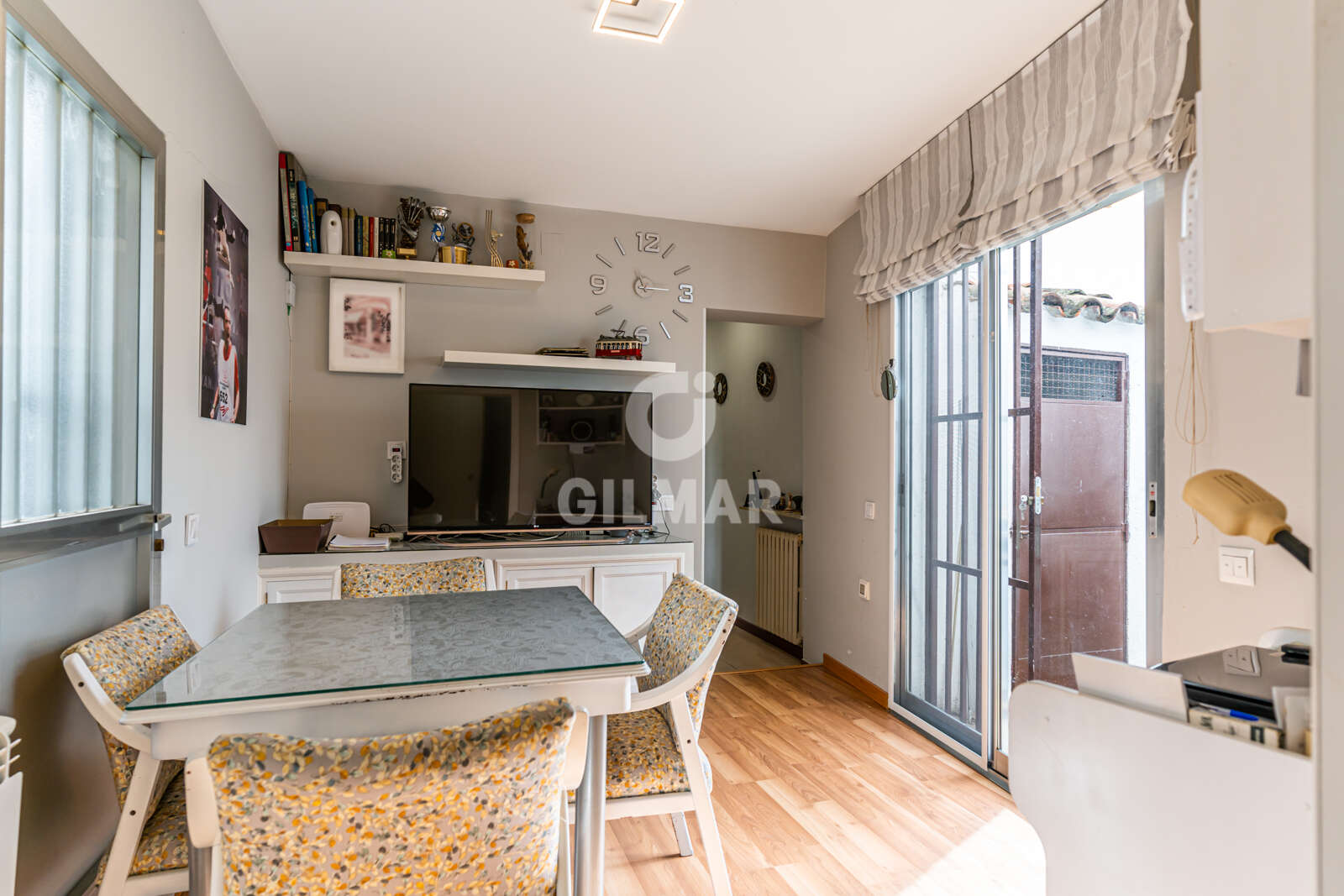 Property slider Gilmar