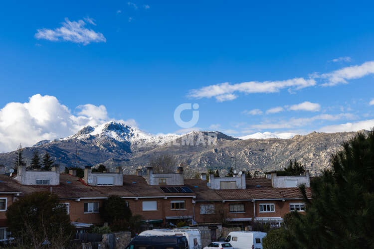 Chalet Adosado en venta en Mataelpino / Cerceda – Madrid | Gilmar