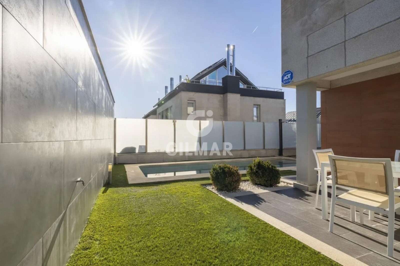 Property slider Gilmar