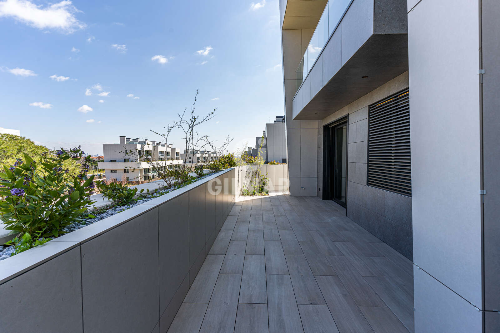 Property slider Gilmar