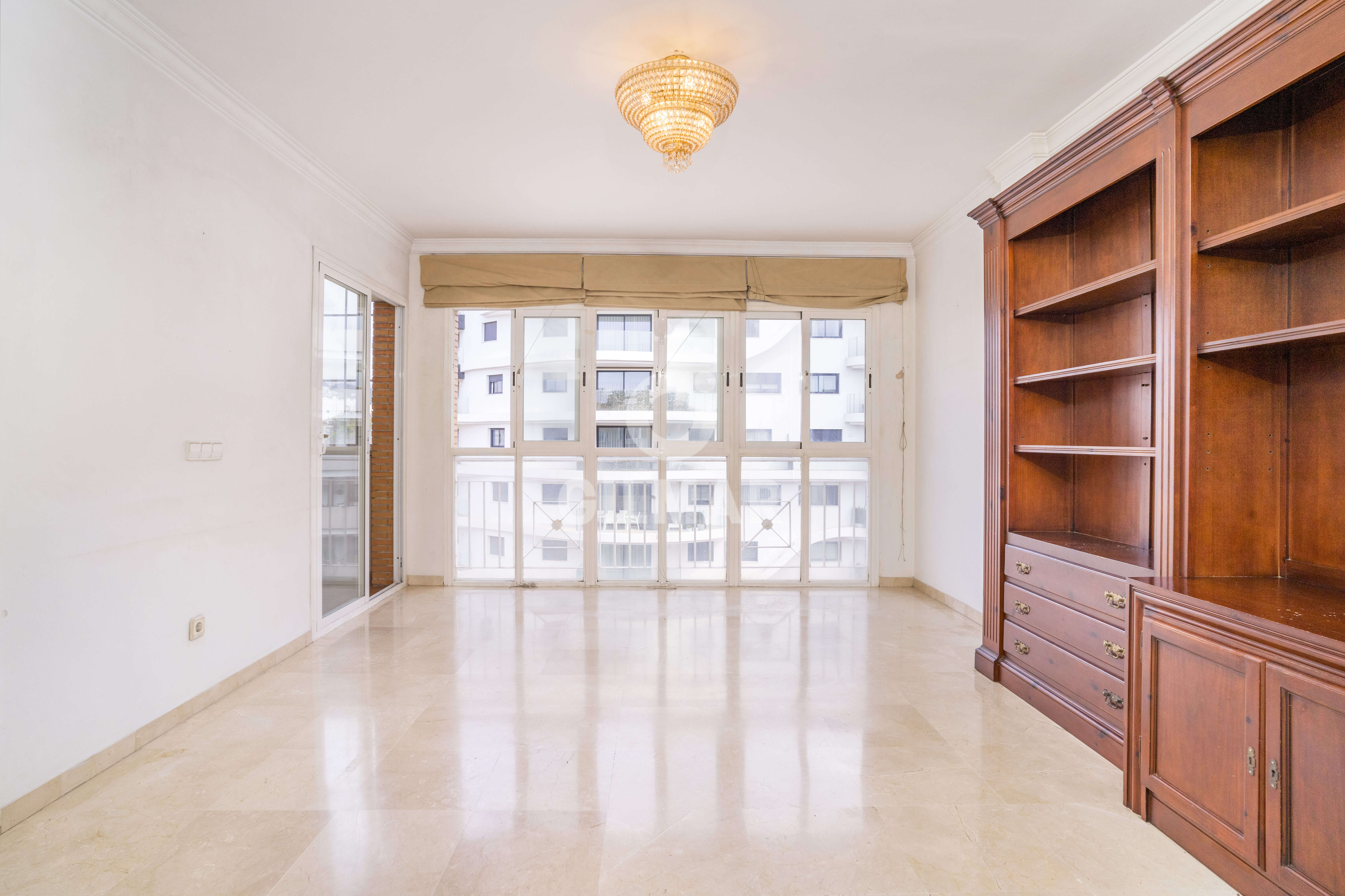 Galery property