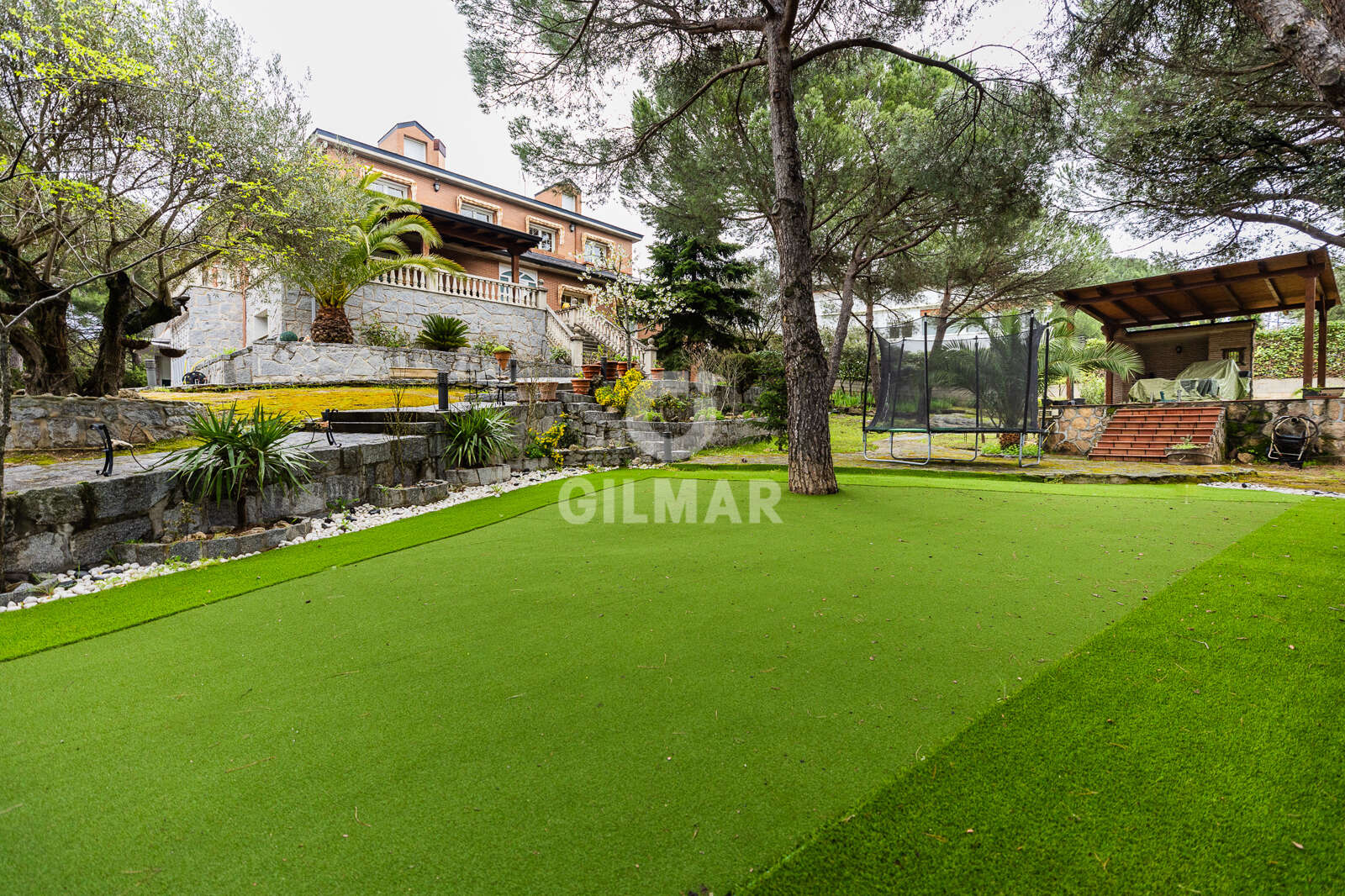 Property slider Gilmar