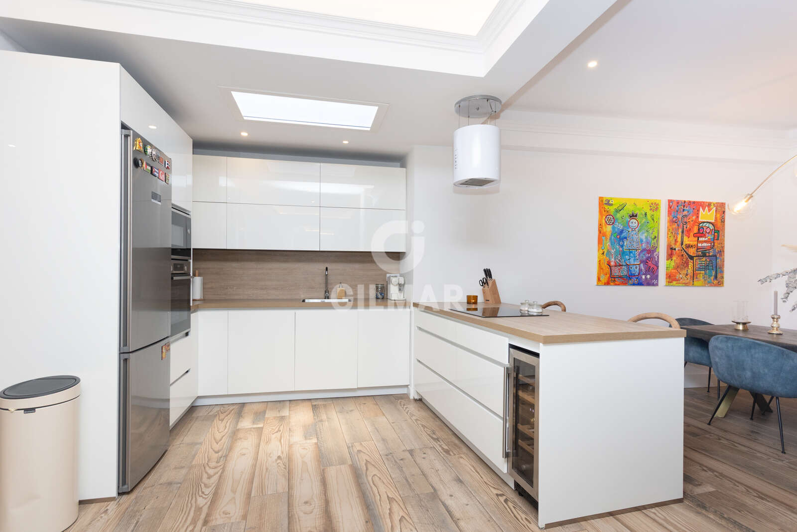 Property slider Gilmar