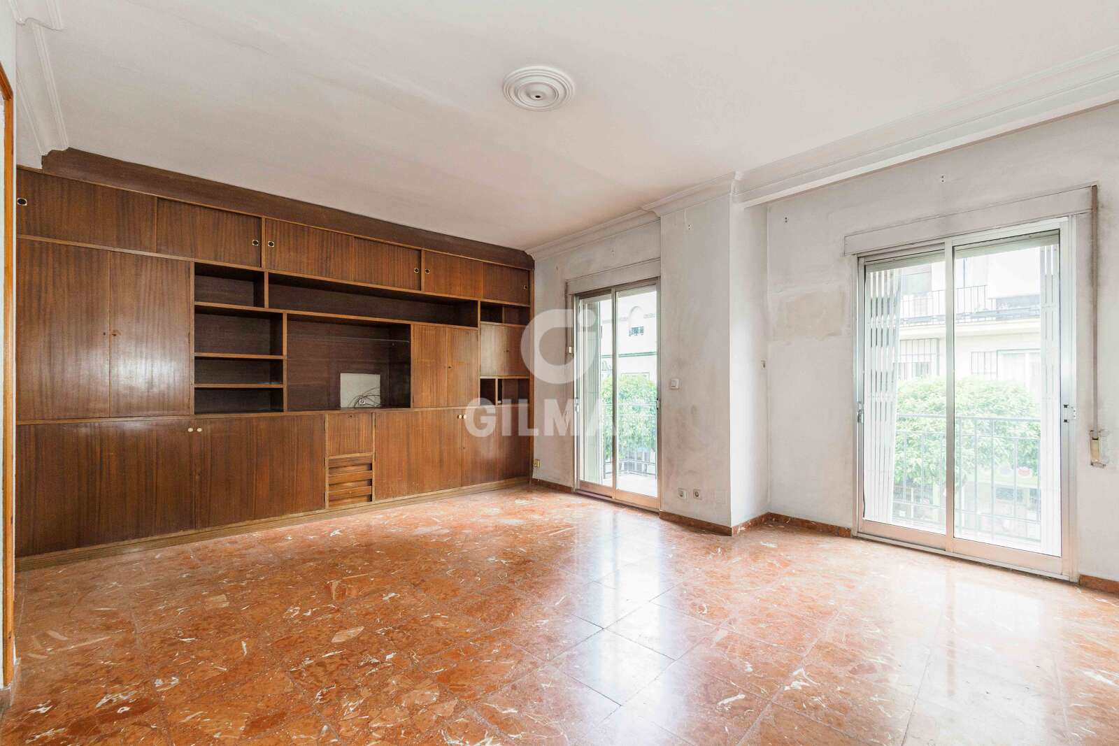 Property slider Gilmar