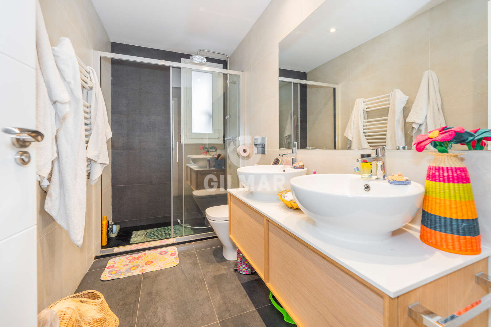 Property slider Gilmar