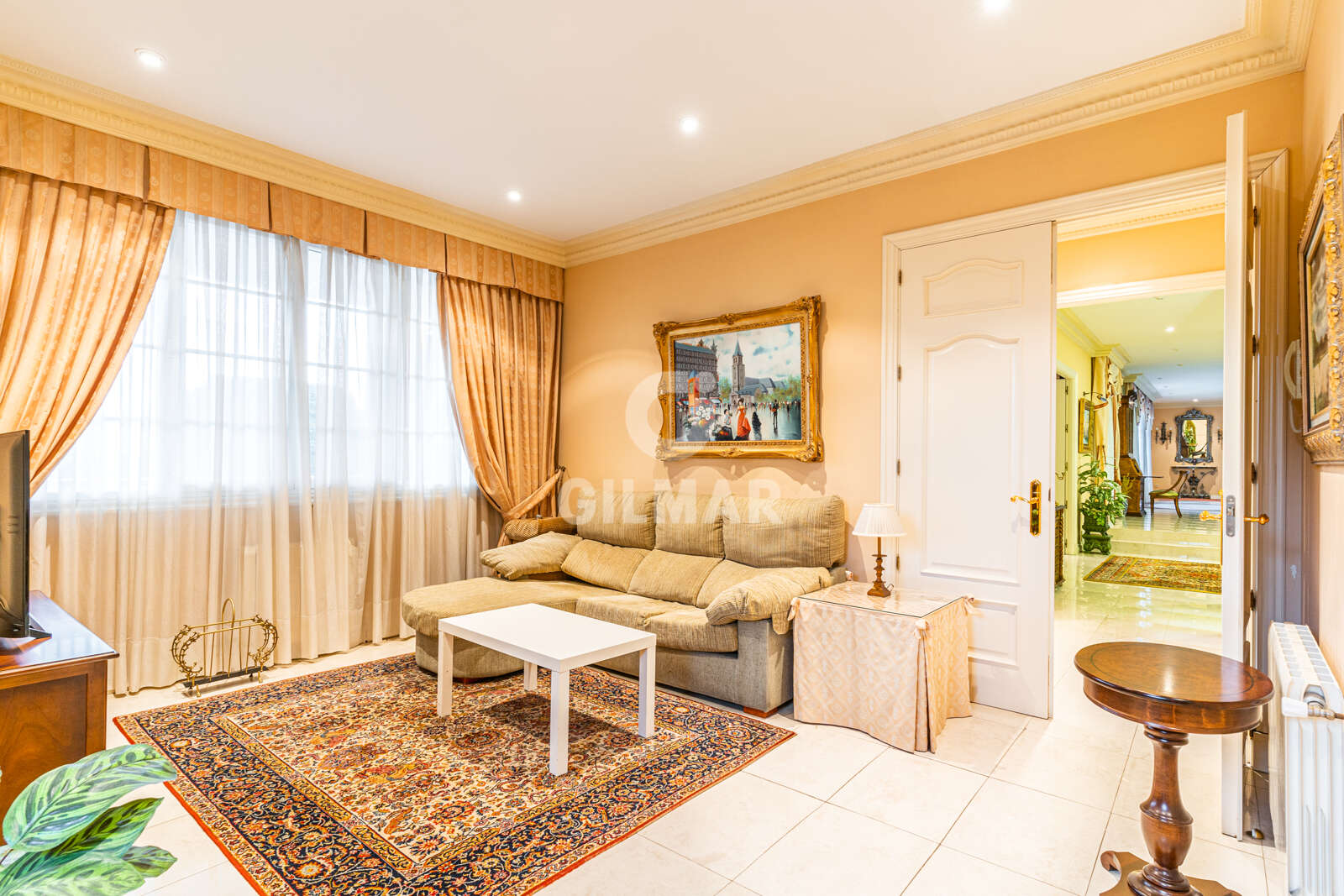 Property slider Gilmar