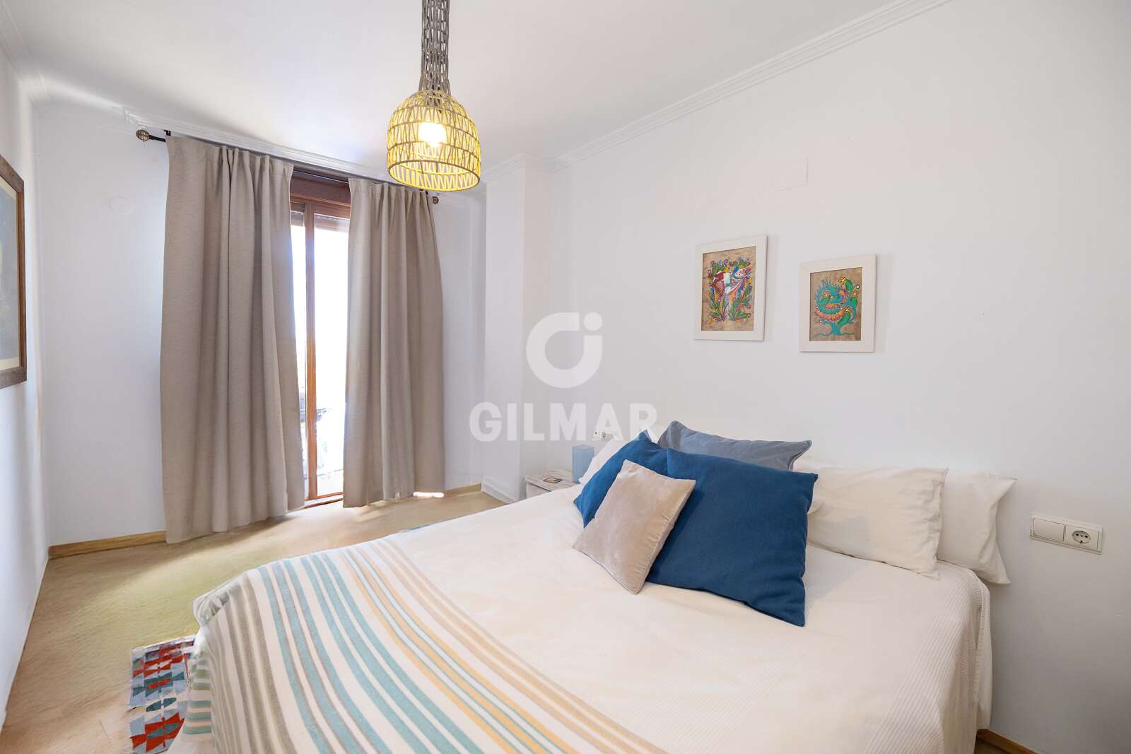 Property slider Gilmar