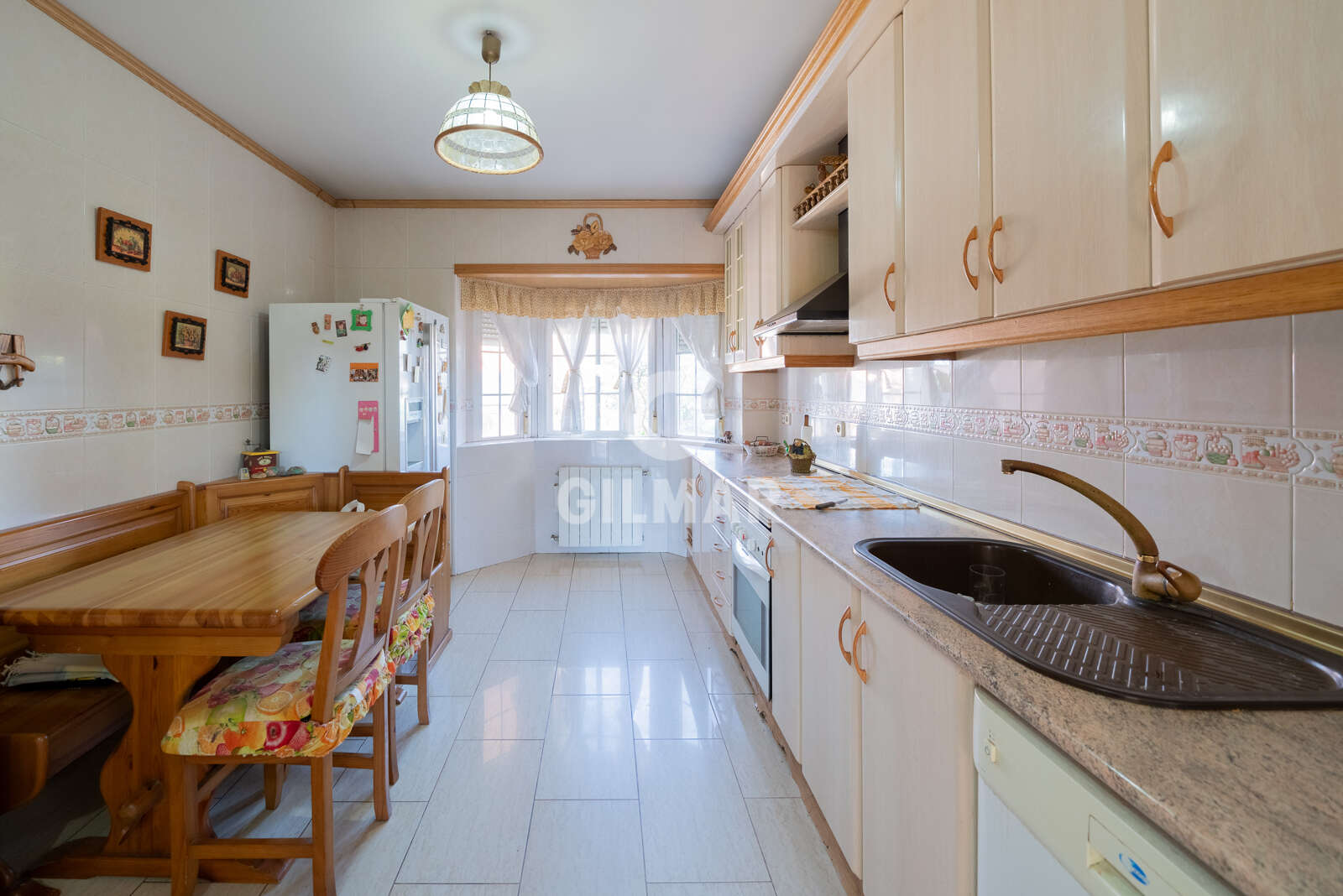 Property slider Gilmar