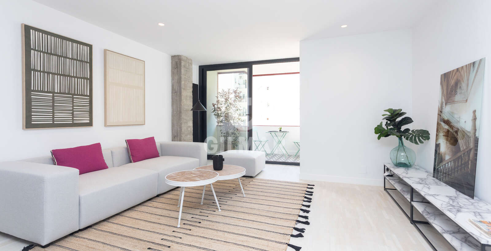 Property slider Gilmar
